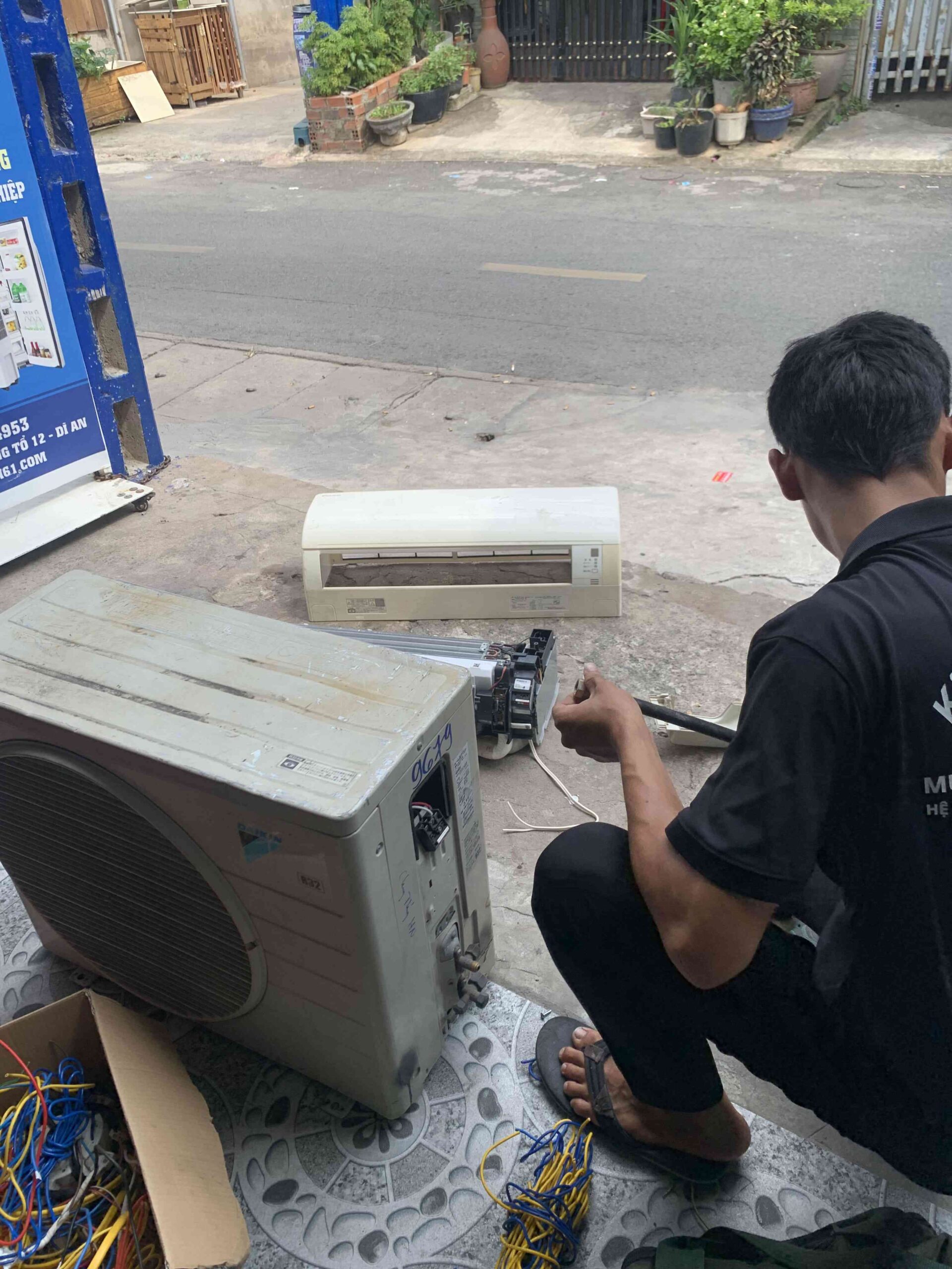 Dịch vụ di dời máy lạnh tại Thuận An Dịch vụ di dời máy lạnh tại Thuận An