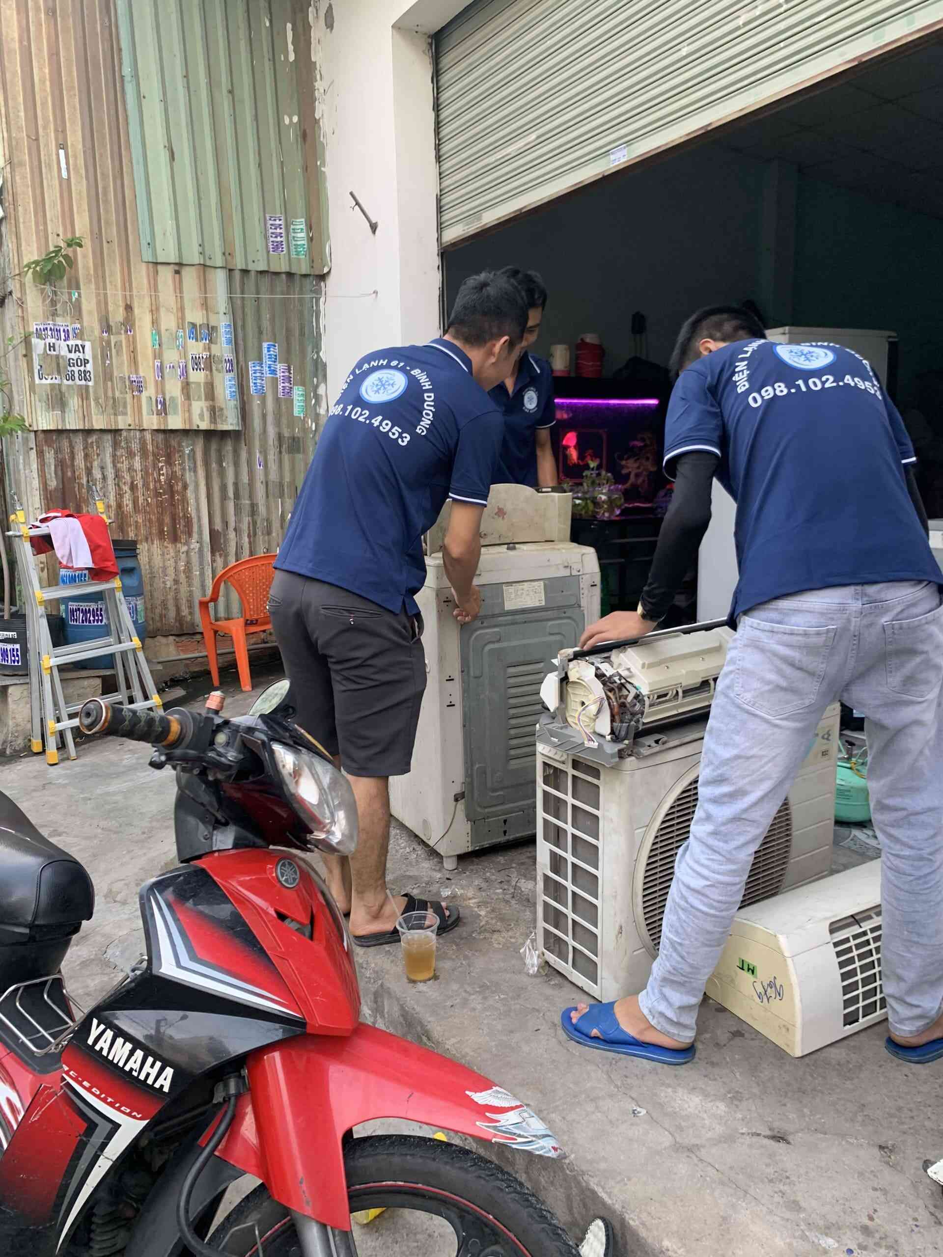Kiểm tra bo mạch của máy lạnh Kiểm tra bo mạch của máy lạnh