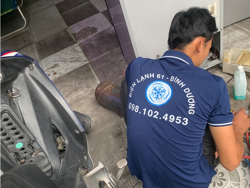 Kiểm tra tủ lạnh tại Dĩ An Kiểm tra tủ lạnh tại Dĩ An