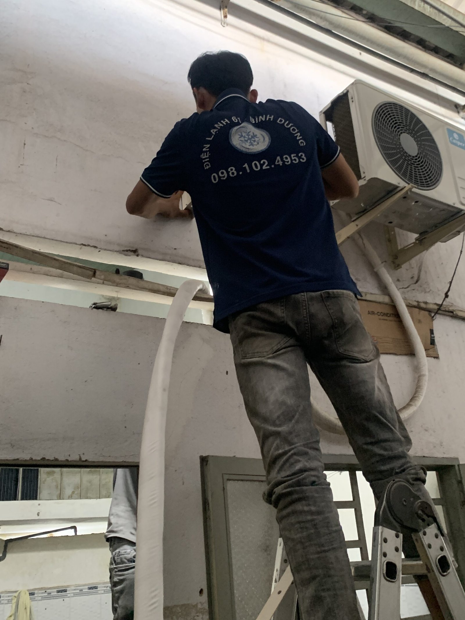 Lắp đặt máy lạnh Casper tại KCN Việt Sing