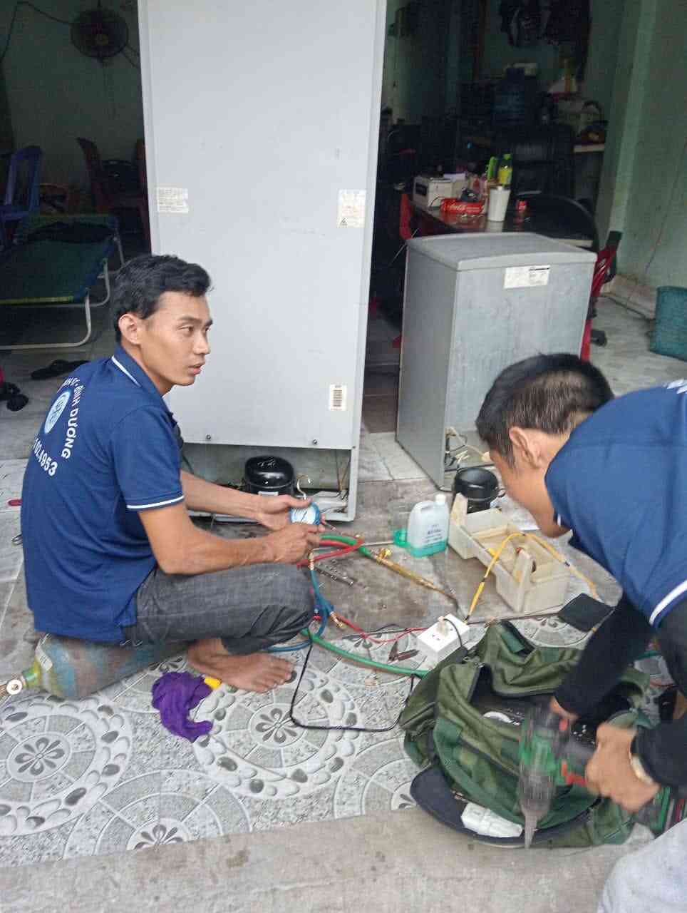 Sửa chữa tủ lạnh chạy nước Điện Lạnh 61 Sửa chữa tủ lạnh chạy nước Điện Lạnh 61