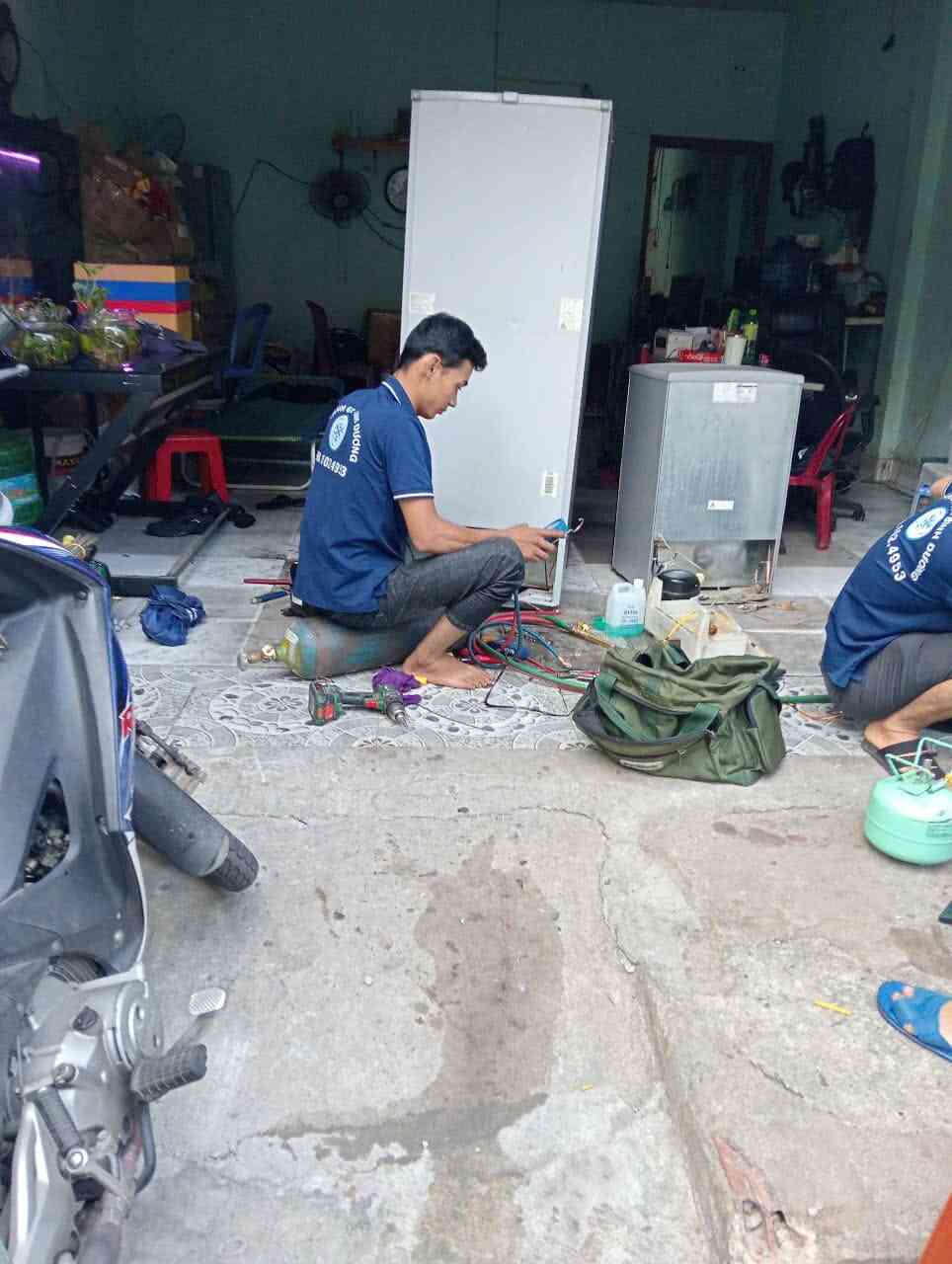 Sua-tu-lanh-LG-mat-nguon-tai-khu-vuc-Thuan-An-nhanh-chong-trong-ngay Sửa tủ lạnh LG mất nguồn tại khu vực Thuận An nhanh chóng trong ngày