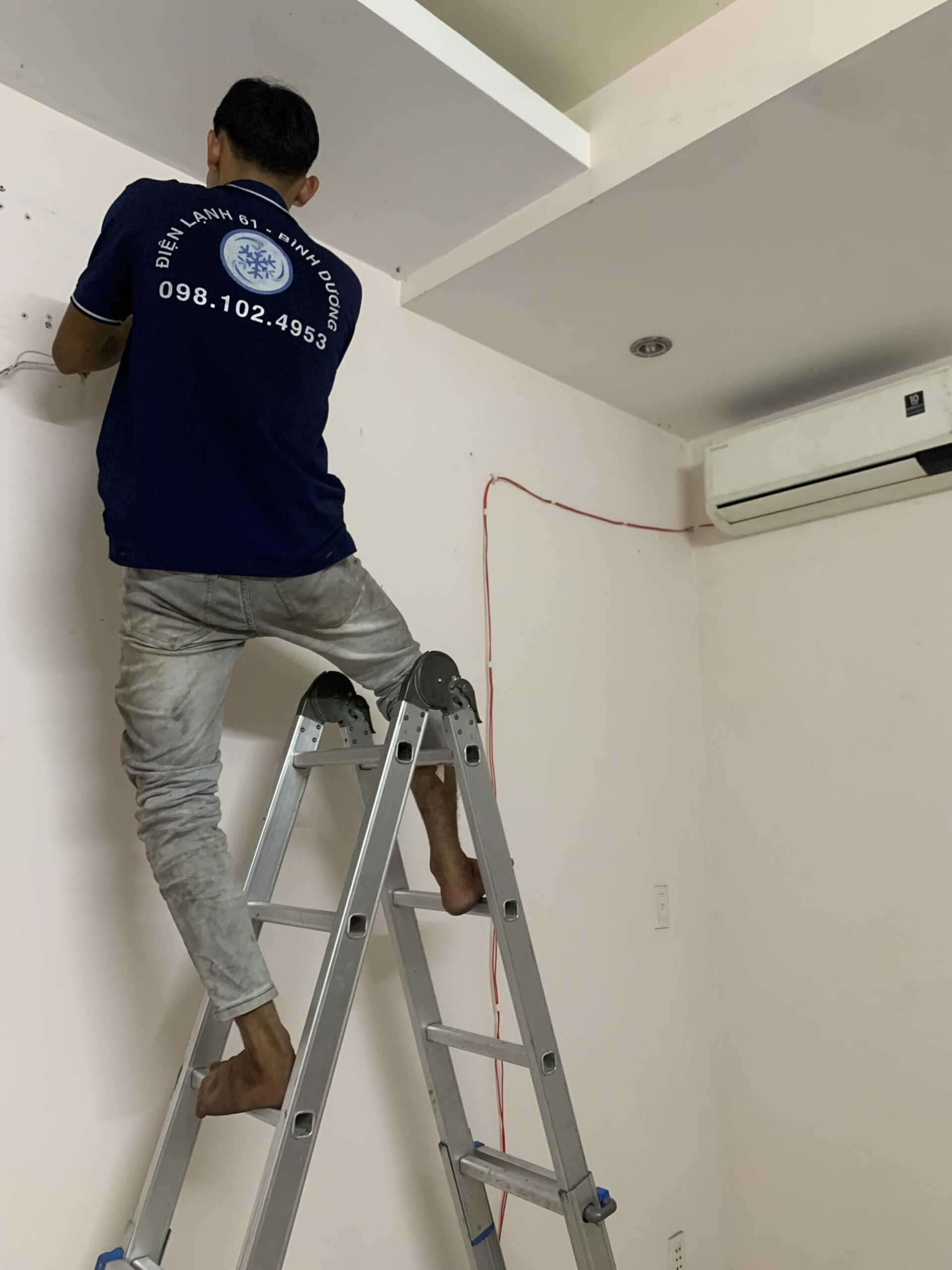 Lắp đặt dàn lạnh cân bằng không bị chảy nước