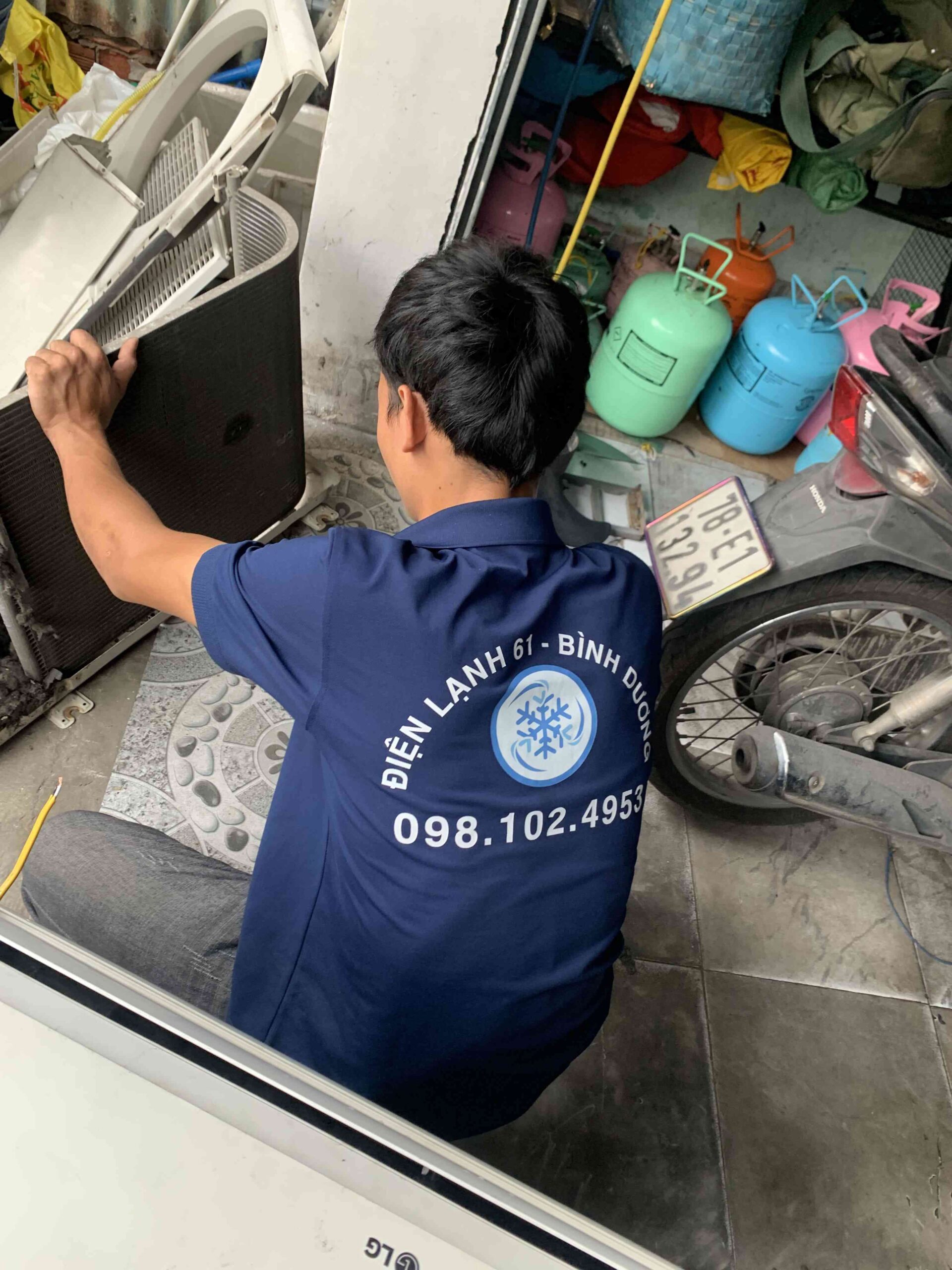 thợ tháo lắp máy lạnh Thuận An thợ tháo lắp máy lạnh Thuận An