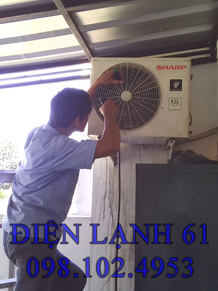 Kỹ thuật viên Điện lạnh 61 kiểm tra máy lạnh tại Thủ Đức Kỹ thuật viên Điện lạnh 61 kiểm tra máy lạnh tại Thủ Đức