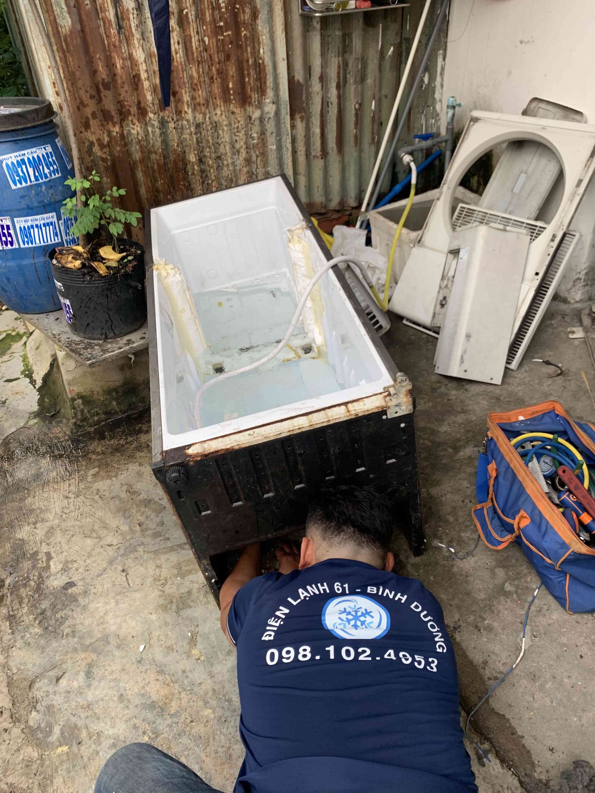 Thợ sửa tủ lạnh tại nhà ở khu vực phường Thái Hòa, Tân Uyên chuyên nghiệp