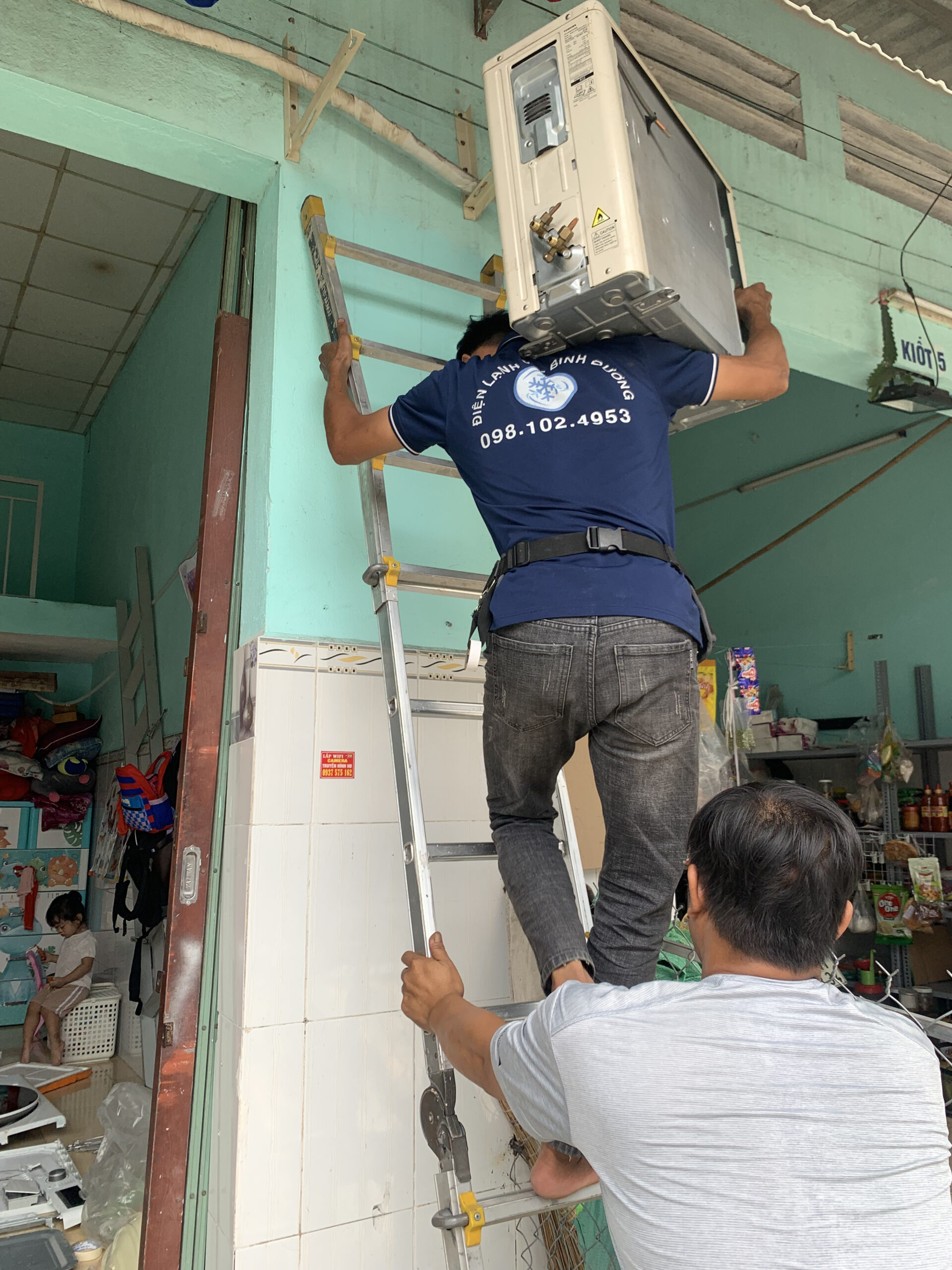 thao-lap-may-lanh-thu-dau-mot-chuyen-nghiep Dịch vụ tháo lắp máy lạnh Thủ Dầu Một chuyên nghiệp của Điện Lạnh 61