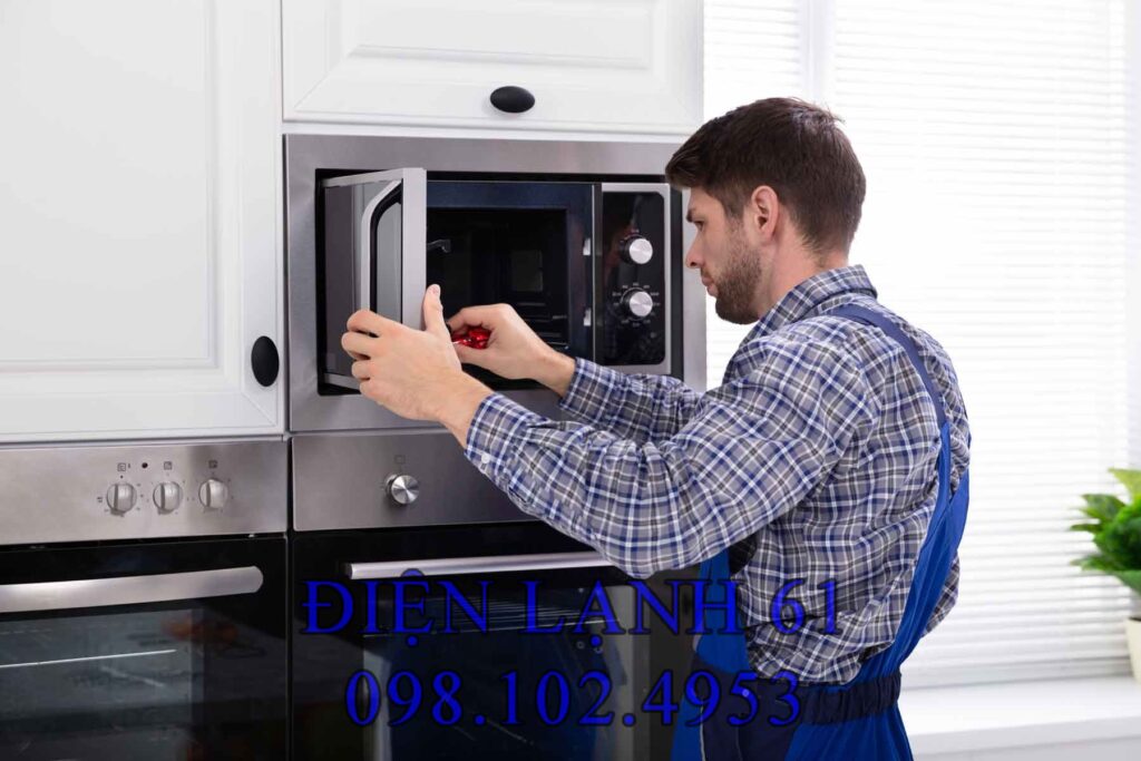 Thợ sửa lò vi sóng chuyên nghiệp Thợ sửa lò vi sóng chuyên nghiệp