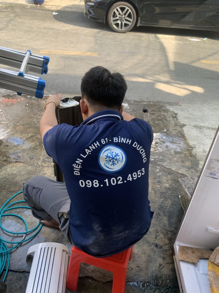 vệ sinh máy lạnh tại Thủ Dầu uy tín chuyên nghiệp