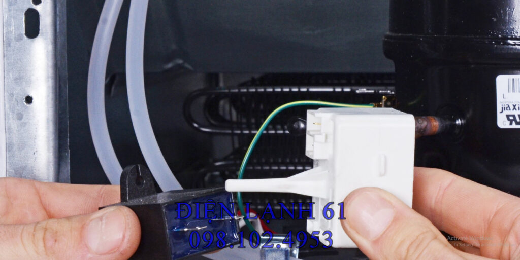 Dấu hiệu board điều khiển tủ lạnh bị hỏng