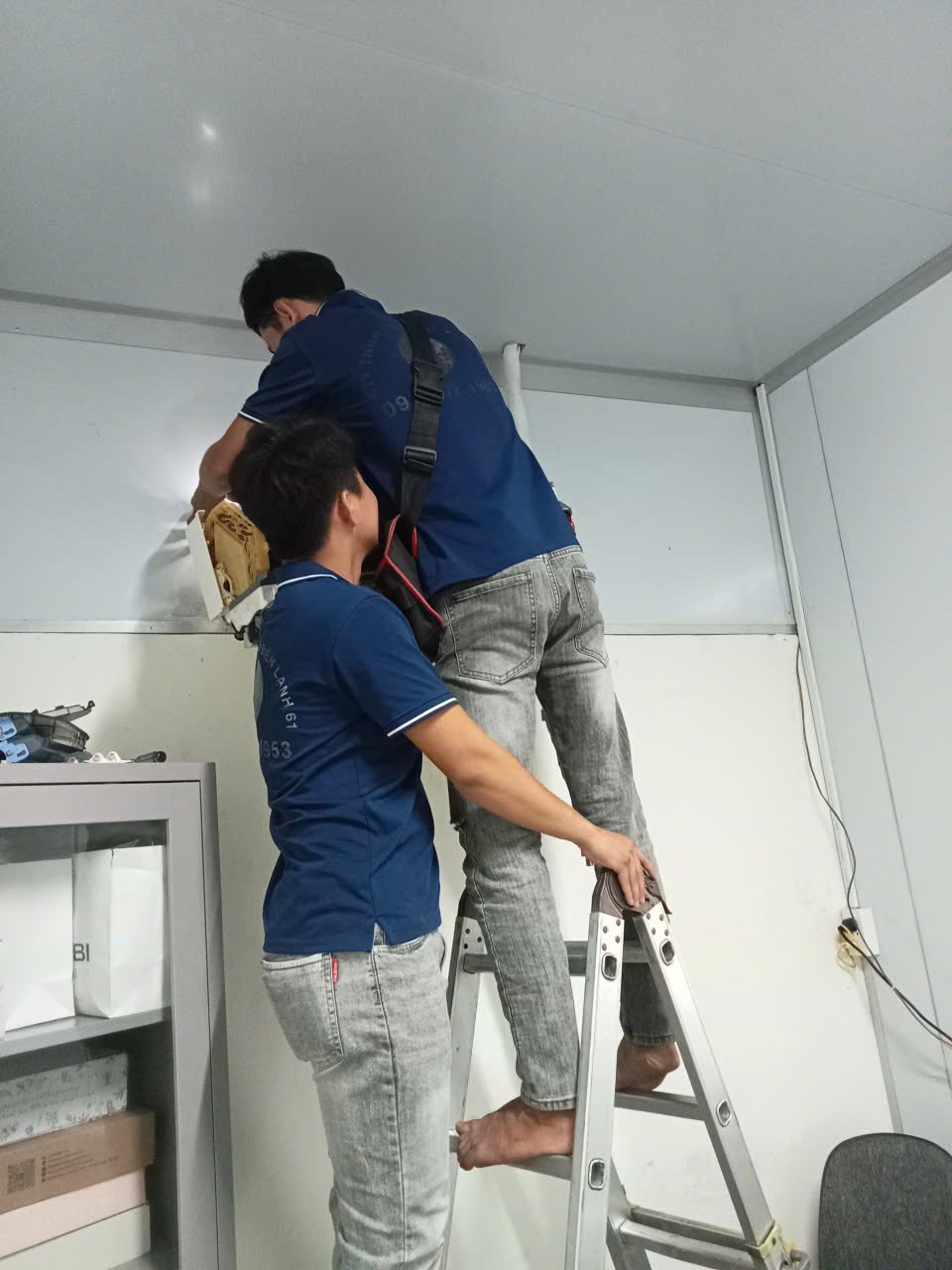 Kiểm tra bảo dưỡng máy lạnh tại nhà Điện Lạnh 61