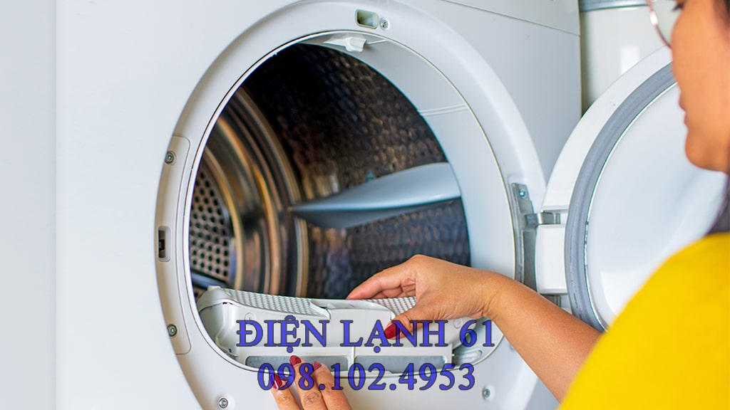 Long-giat-sach-se-sau-khi-ve-sinh-dinh-ky-de-tiet-kiem-nang-luong Lồng giặt sạch sẽ sau khi vệ sinh định kỳ để tiết kiệm năng lượng