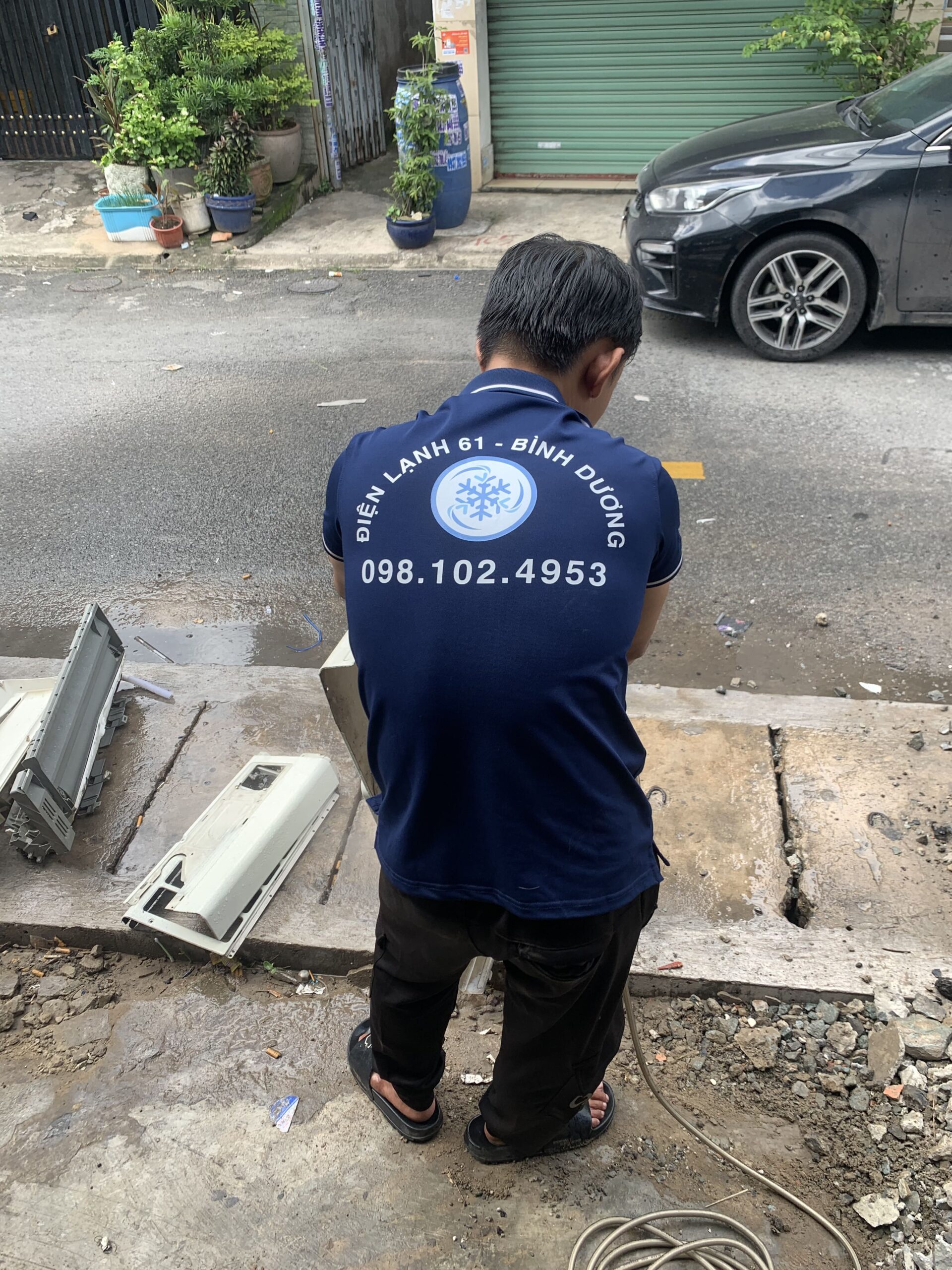 Hướng dẫn các bước tự bảo dưỡng máy lạnh tại nhà an toàn, hiệu quả từ Điện Lạnh 61.