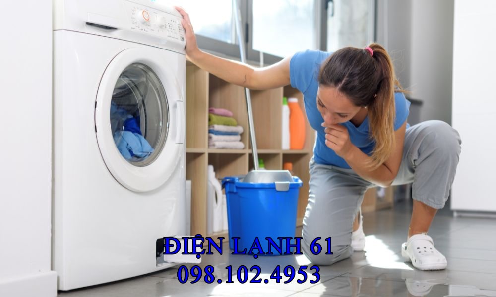 Khac-phuc-ro-ri-nuoc-may-giat-tu-ong-xa-hoac-ngan-bot-giat Khắc phục rò rỉ nước máy giặt từ ống xả hoặc ngăn bột giặt