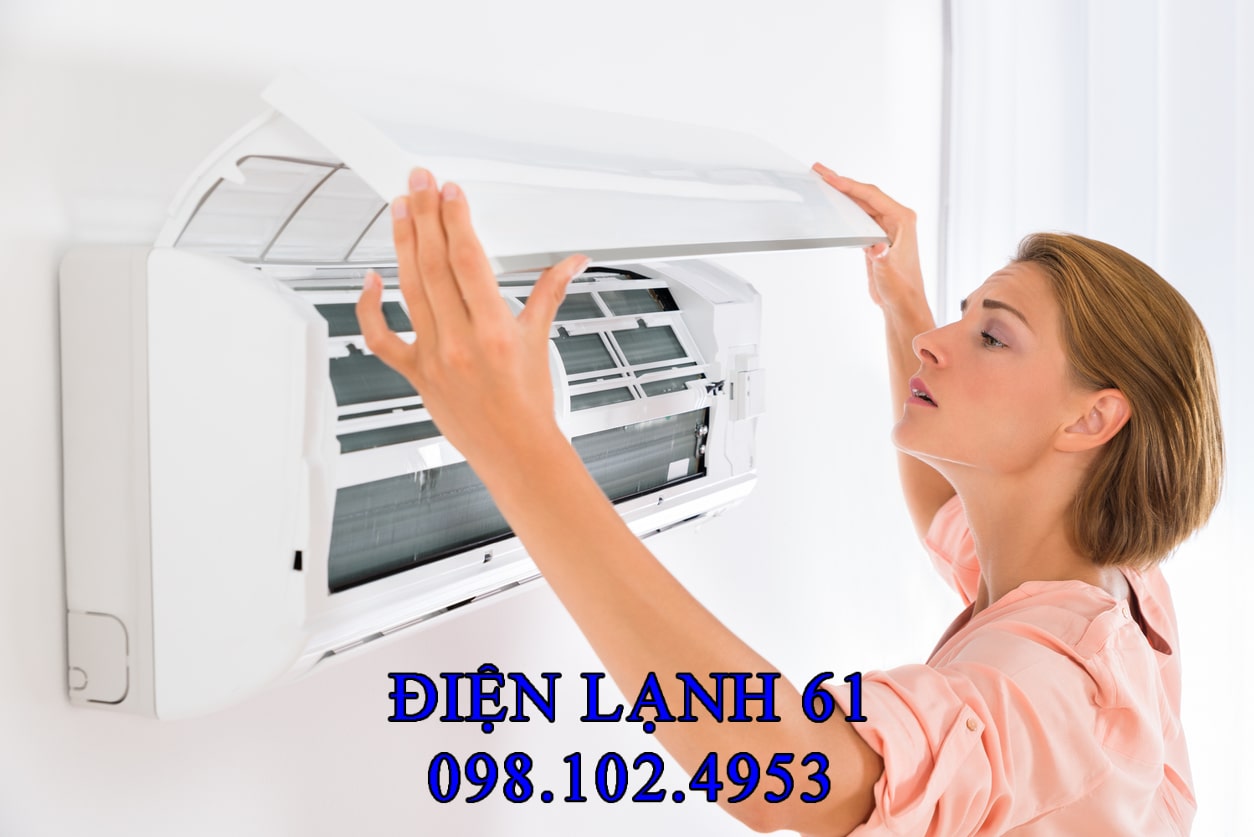 Dấu hiệu rò rỉ gas lạnh khiến máy lạnh bốc mùi