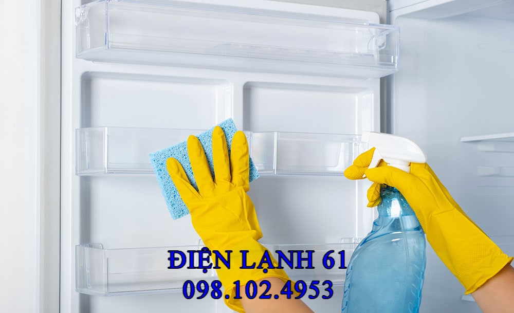 Dịch vụ vệ sinh tủ lạnh Dĩ An tại nhà chuyên nghiệp từ Điện lạnh 61