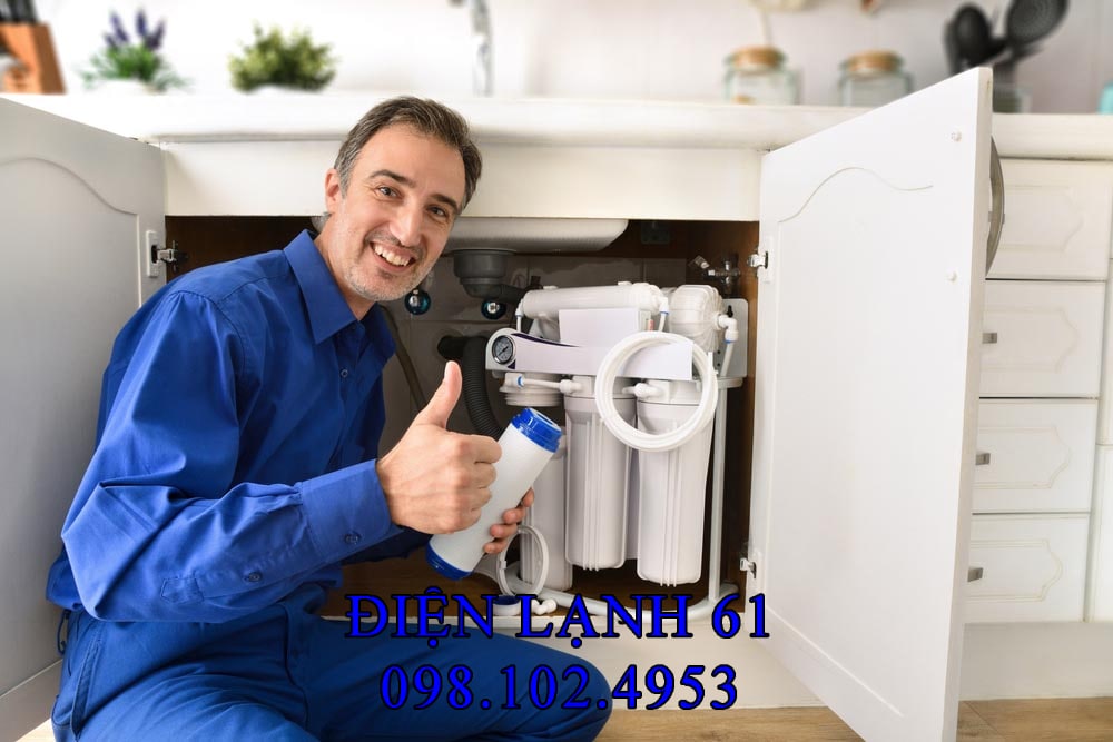 Kiểm tra chất lượng nước sau khi sửa máy lọc nước