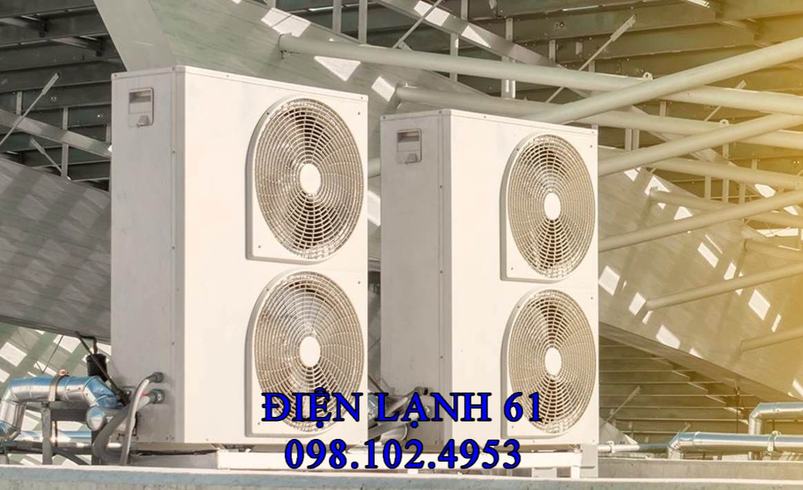 Kỹ thuật viên Điện Lạnh 61 kiểm tra máy nén | Dịch vụ uy tín Bình Dương