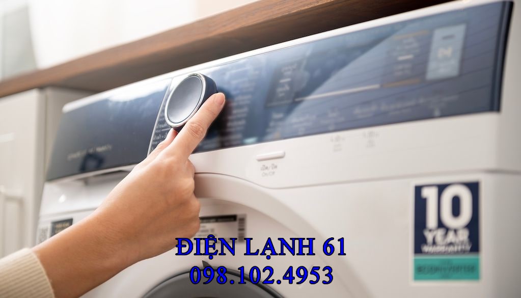 Mô-tơ máy sấy quá nóng do quá tải hoặc trục trặc kỹ thuật