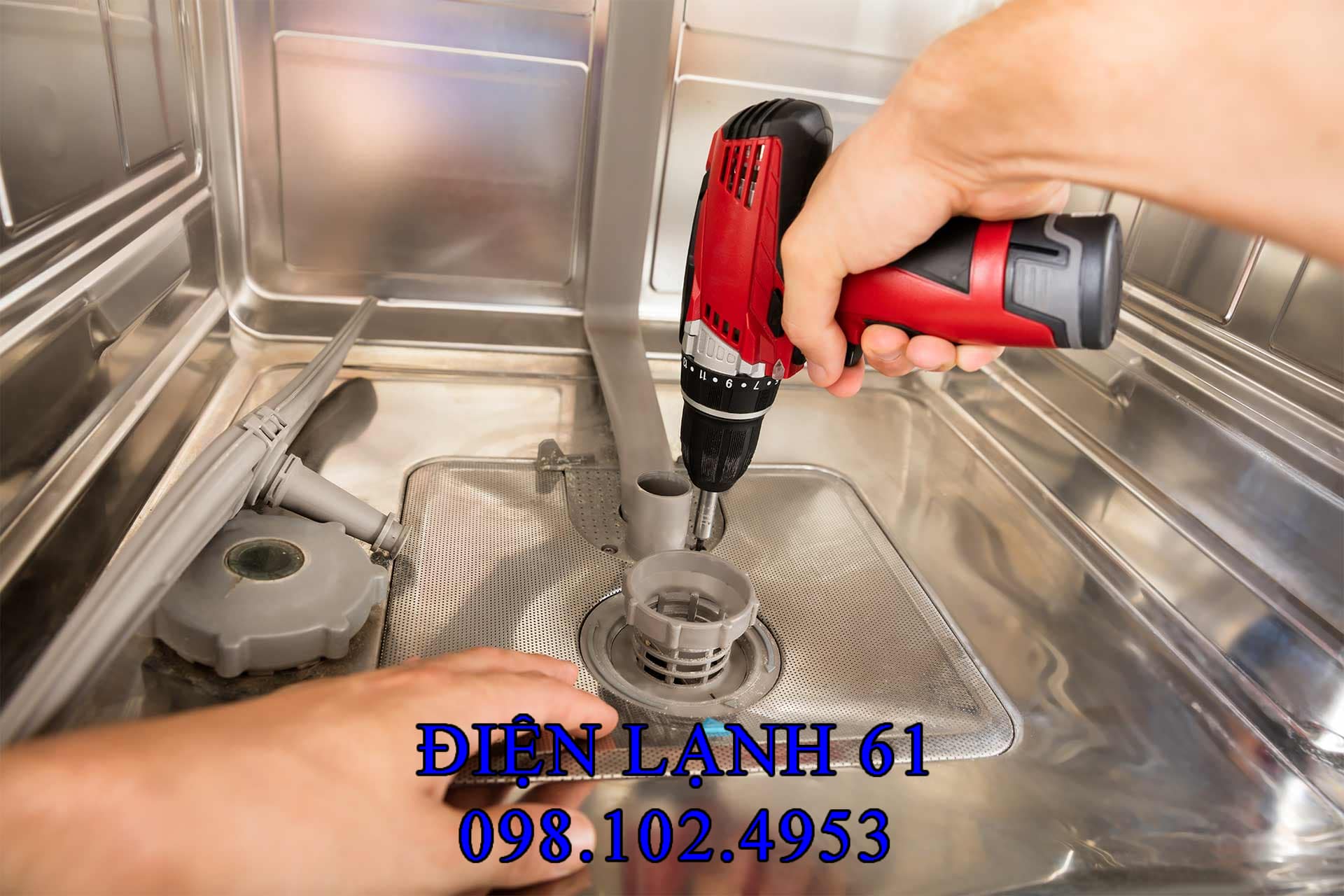 Quy trình chẩn đoán lỗi máy rửa chén Electrolux tại Dĩ An bằng thiết bị hiện đại