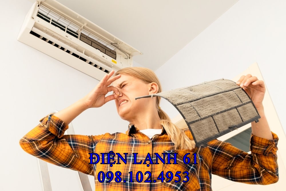 Tại sao máy lạnh có mùi hôi? Giải pháp từ Điện Lạnh 61 Bình Dương