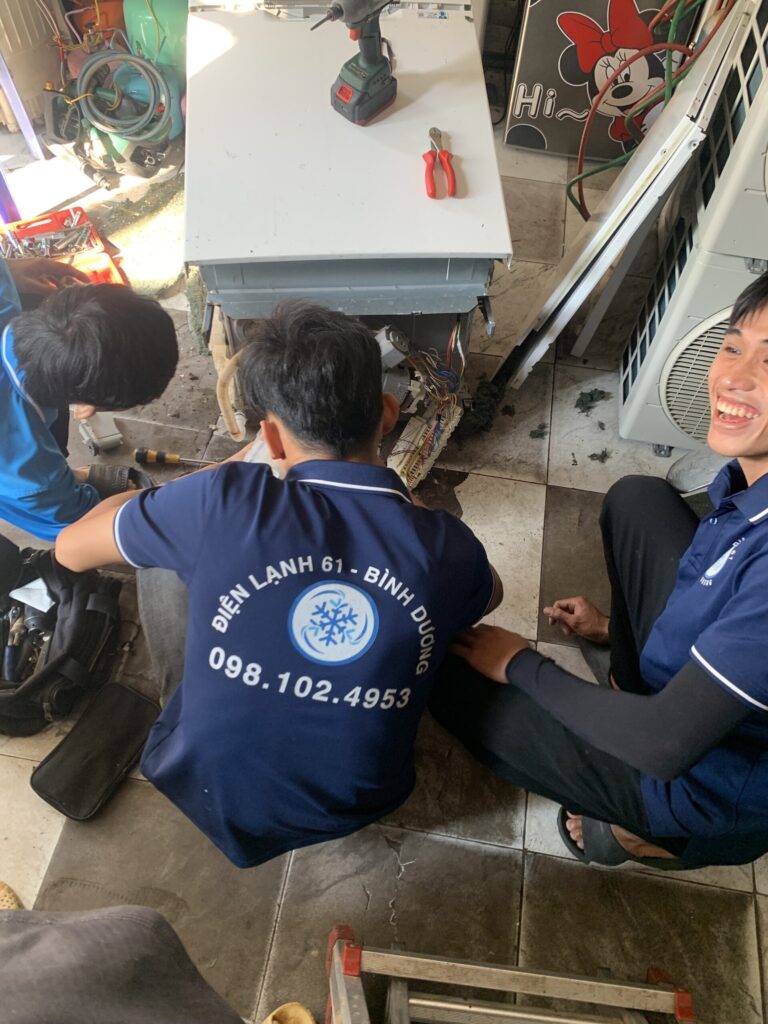 Thợ kỹ thuật sửa máy rửa chén Dĩ An chuyên nghiệp xử lý lỗi bo mạch - Điện Lạnh 61