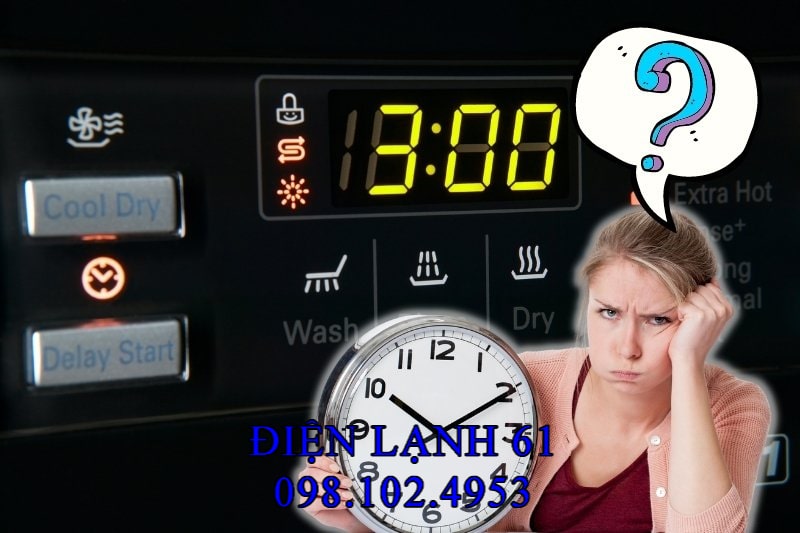 kiểm tra ống xả máy giặt để đảm bảo nước chảy thông suốt