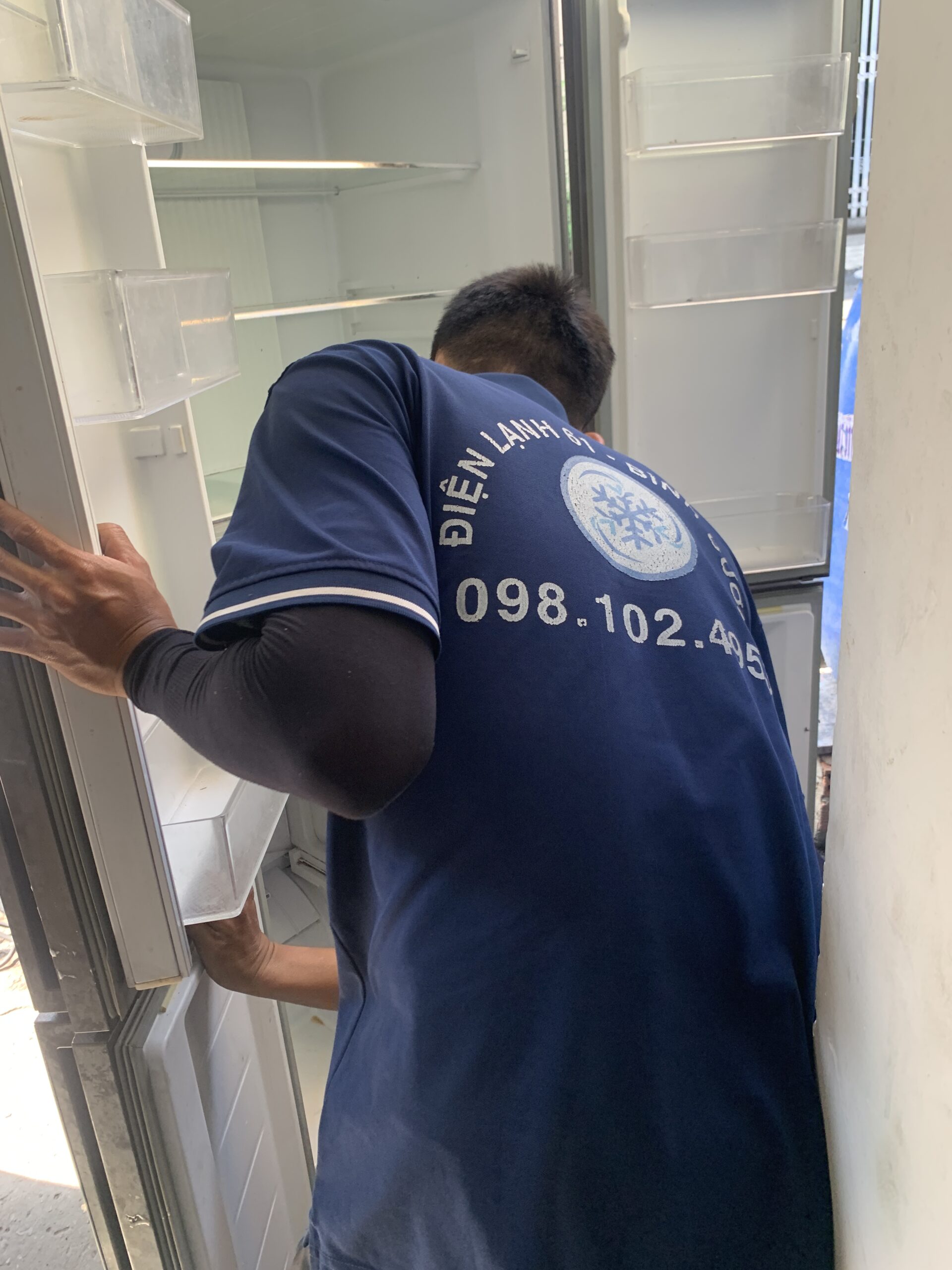 Đội ngũ thợ kỹ thuật sửa điện lạnh uy tín nhanh chóng tại Dĩ An Bình Dương