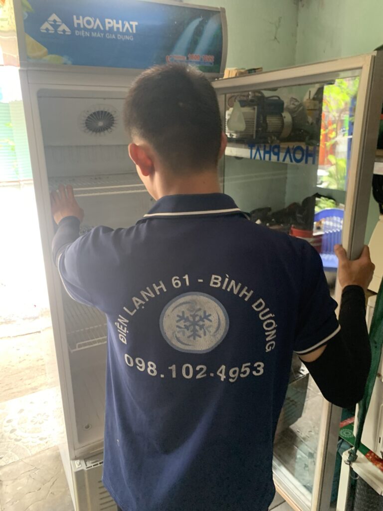 Thợ chuyên sửa tủ đông Dĩ An khắc phục tủ mất lạnh tận nơi - Điện Lạnh 61