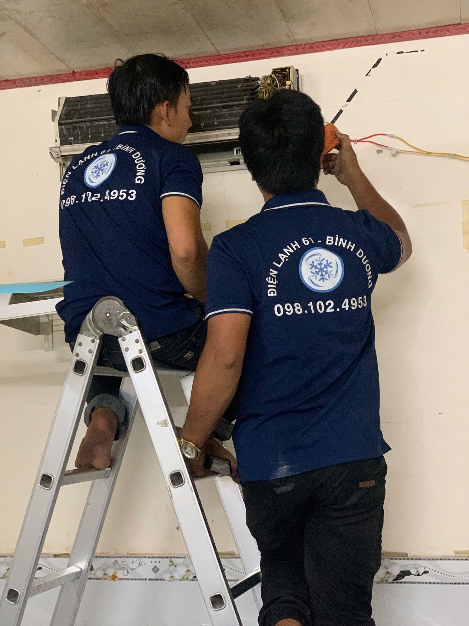 Kết nối cầu dao cho máy lạnh và chạy thử