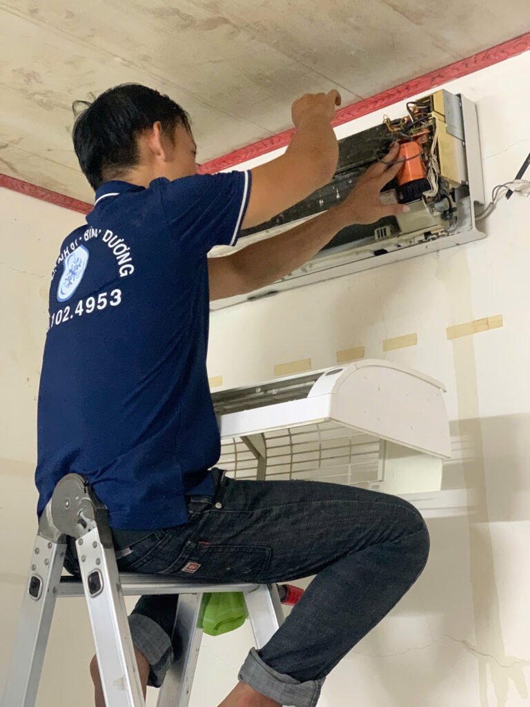 Lắp đặt đầu lạnh tại Đông Hòa cho sinh viên