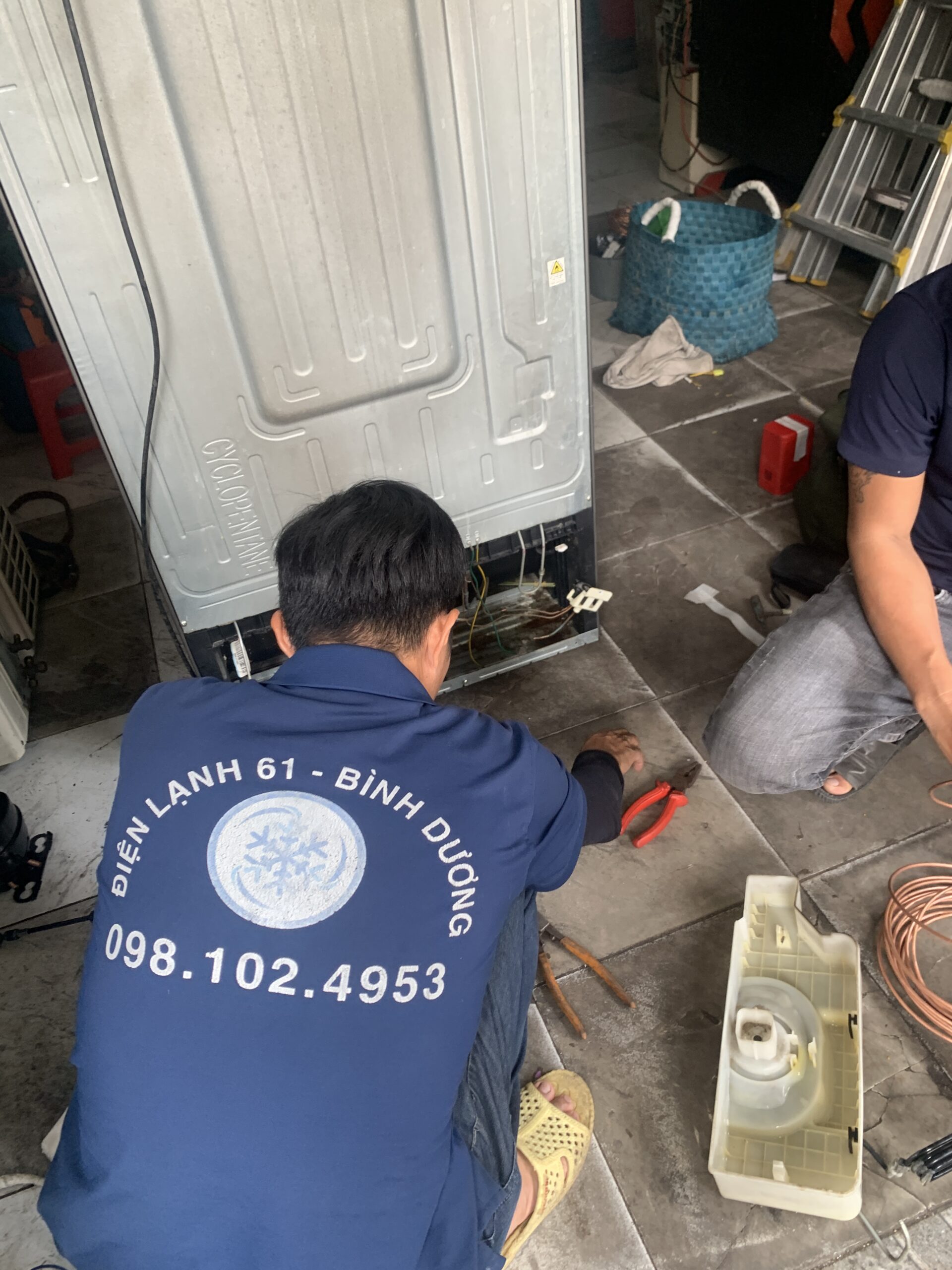 Thay block tủ lạnh Lái Thiêu chính hãng 100% bảo hành dài hạn Thay block tủ lạnh Lái Thiêu chính hãng 100% bảo hành dài hạn