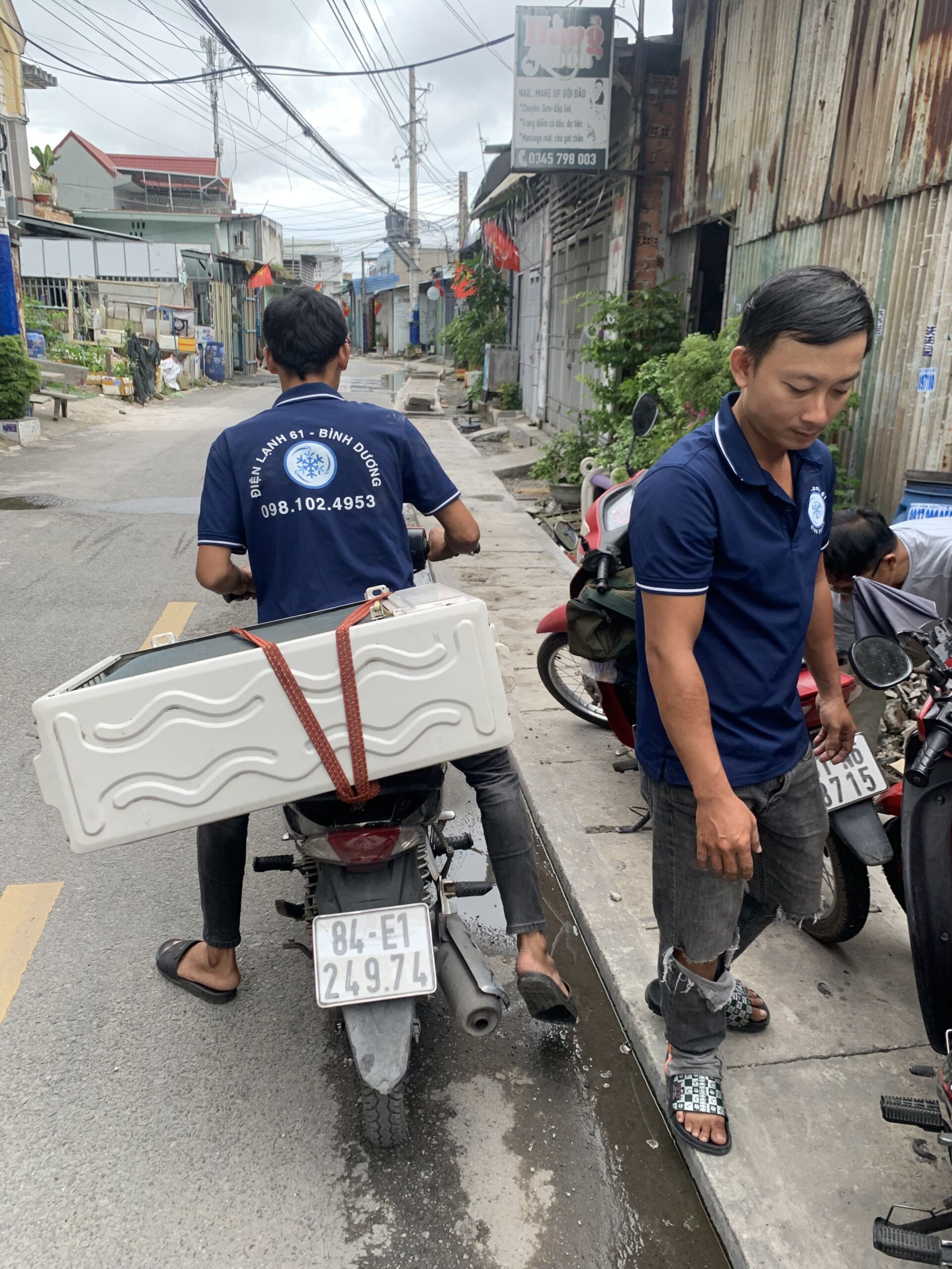 tho-di-doi-may-lanh-lai-thieu-gia-re Thợ thi công di dời máy lạnh tại Lái Thiêu giá rẻ và nhanh chóng