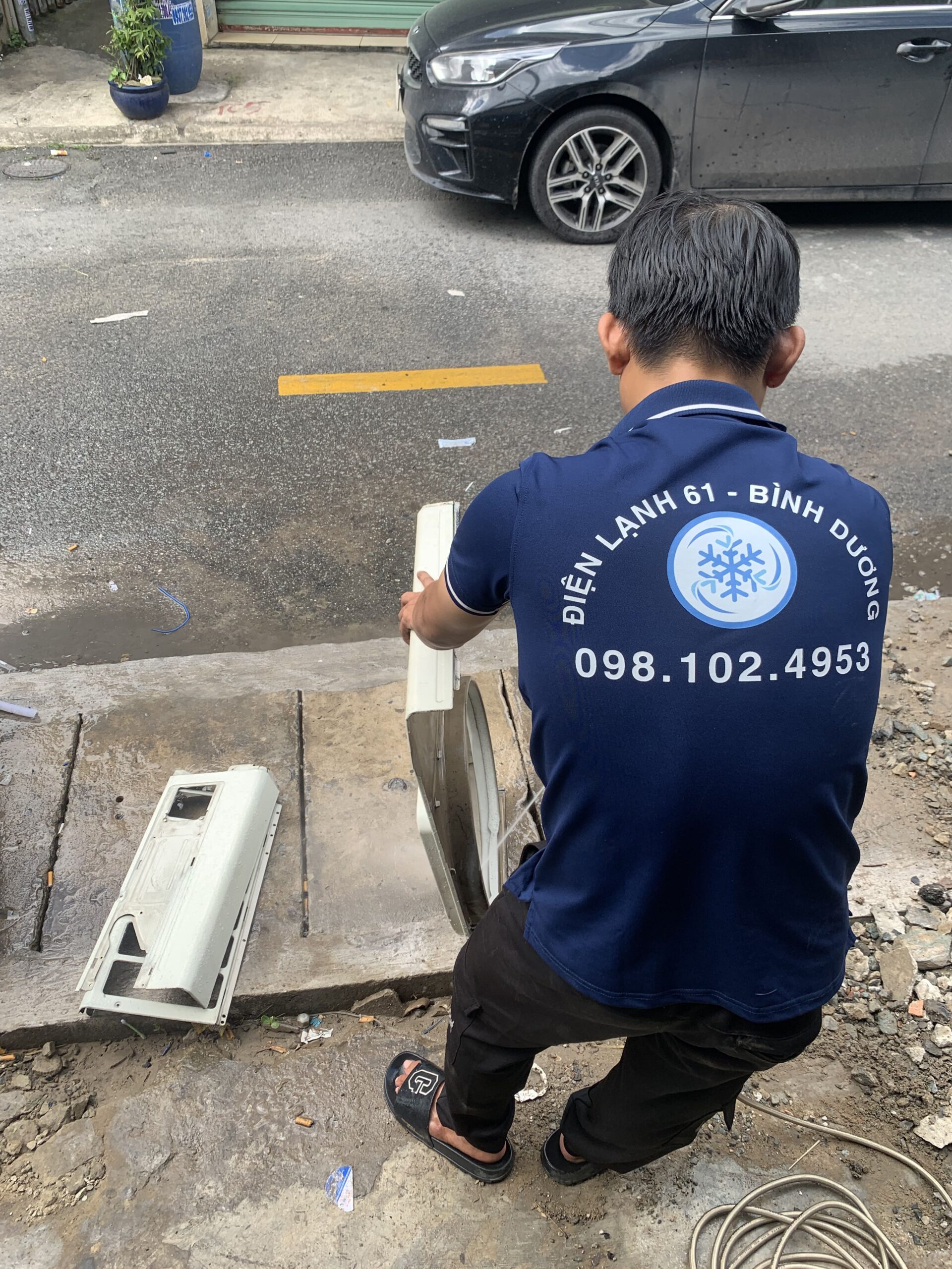 Dịch vụ sửa máy lạnh An Phú uy tín, thợ Điện Lạnh 61 có mặt sau 30 phút.