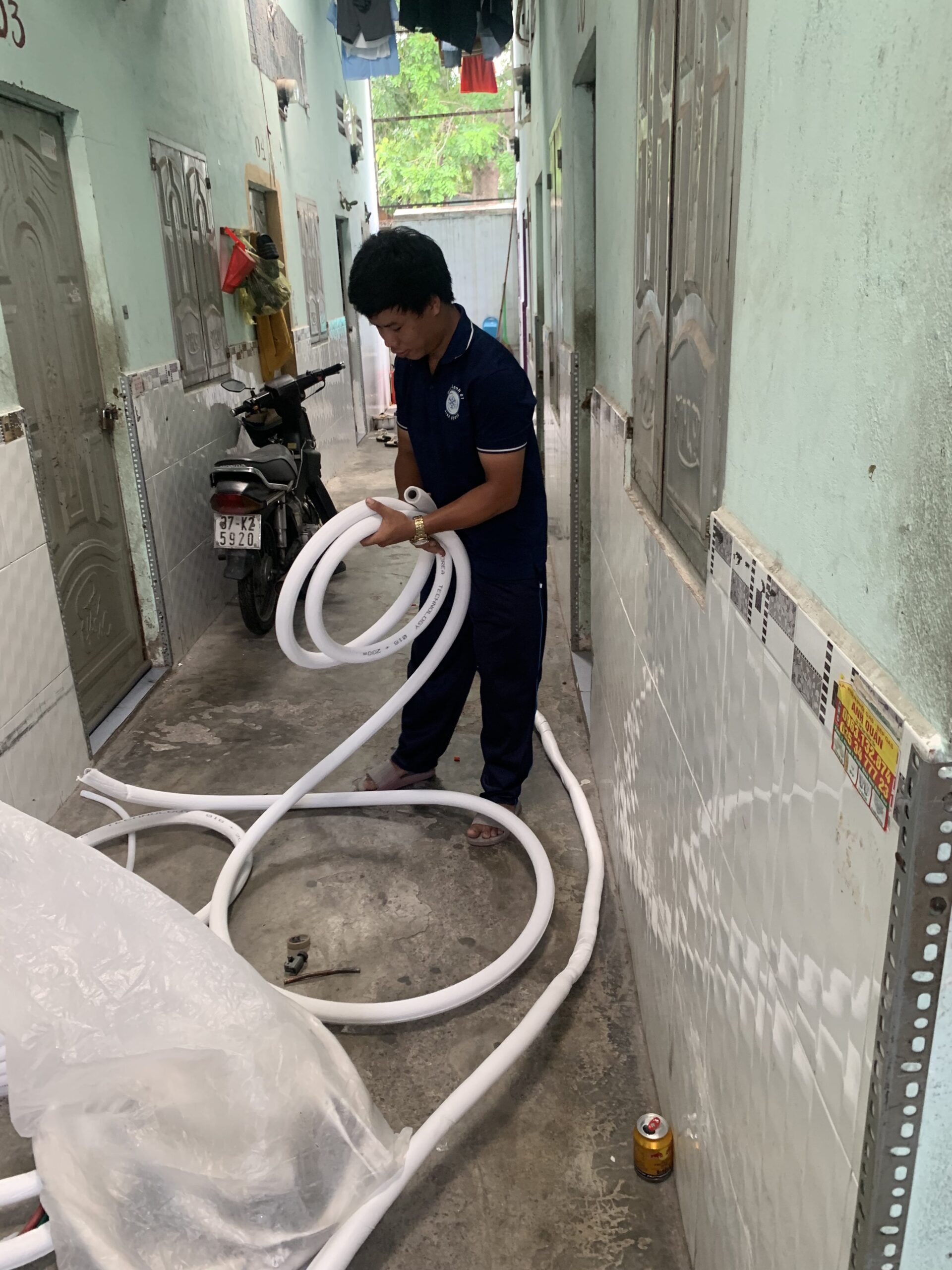 Dịch vụ tháo lắp máy lạnh Phú Lợi giá tốt, uy tín - Điện Lạnh 61