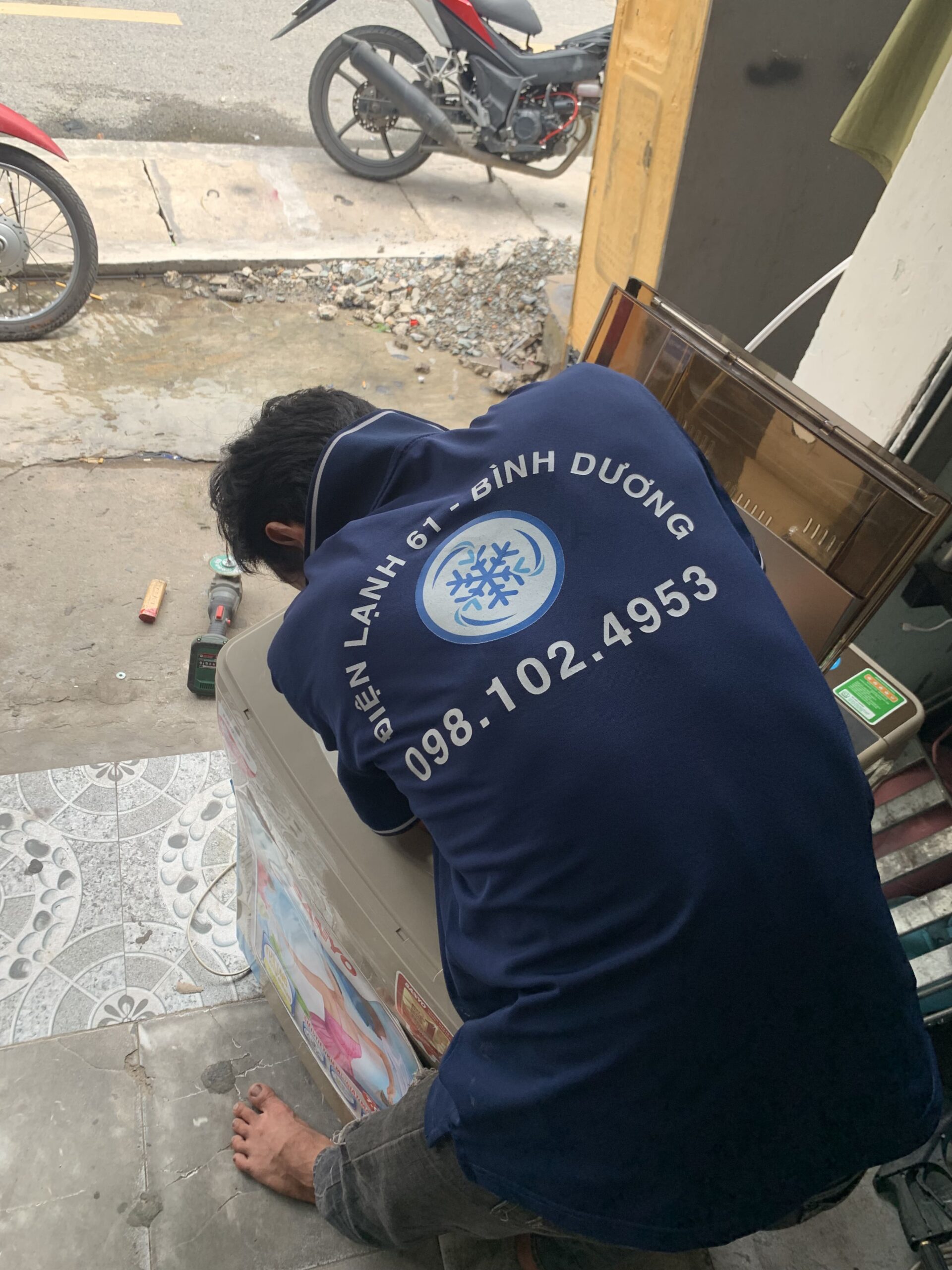 Khắc phục tình trạng máy giặt không lên nguồn cho khách ở Linh Xuân