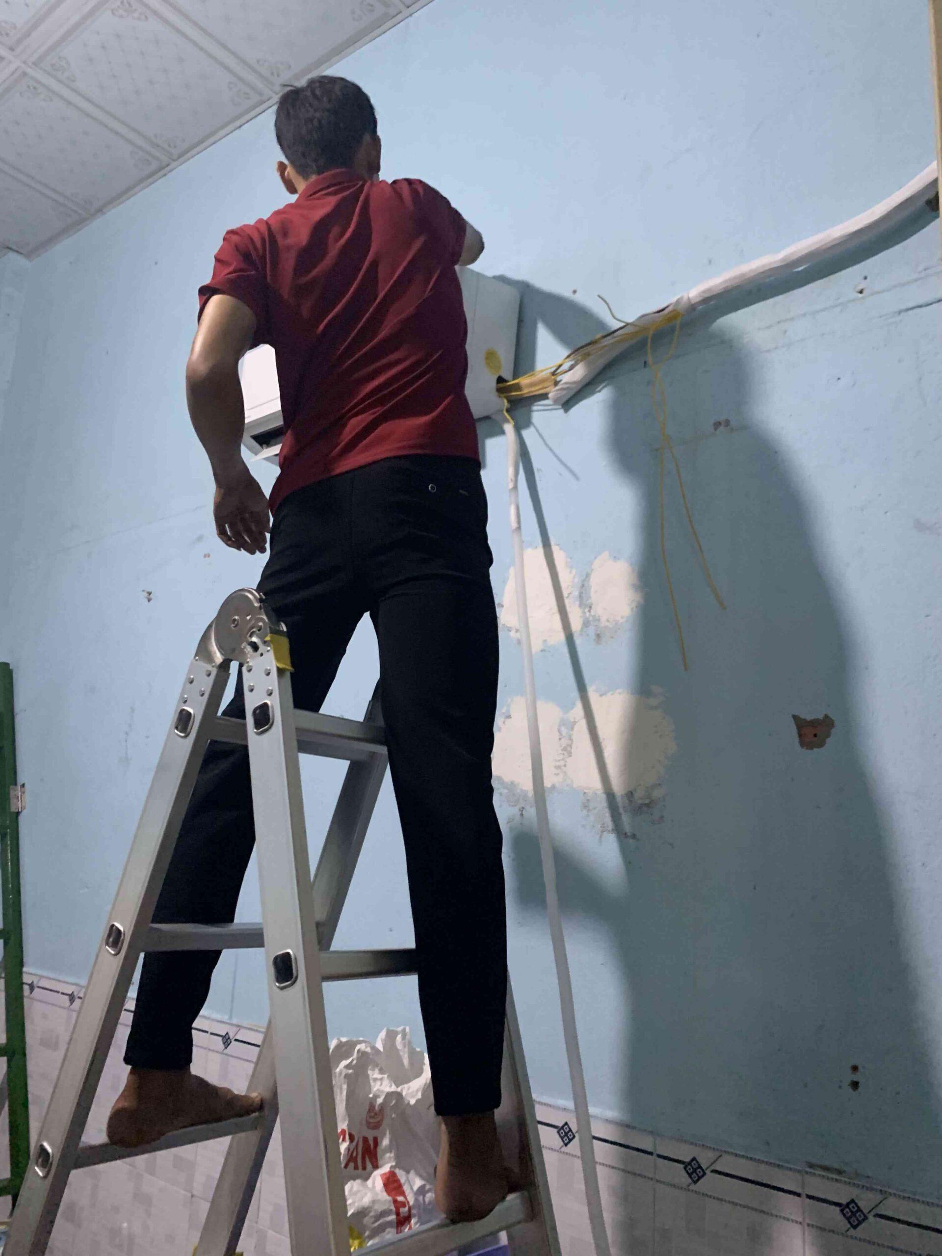 Khắc phục triệt để lỗi máy lạnh không lạnh, làm lạnh yếu tại Phú Lợi, Thủ Dầu Một.