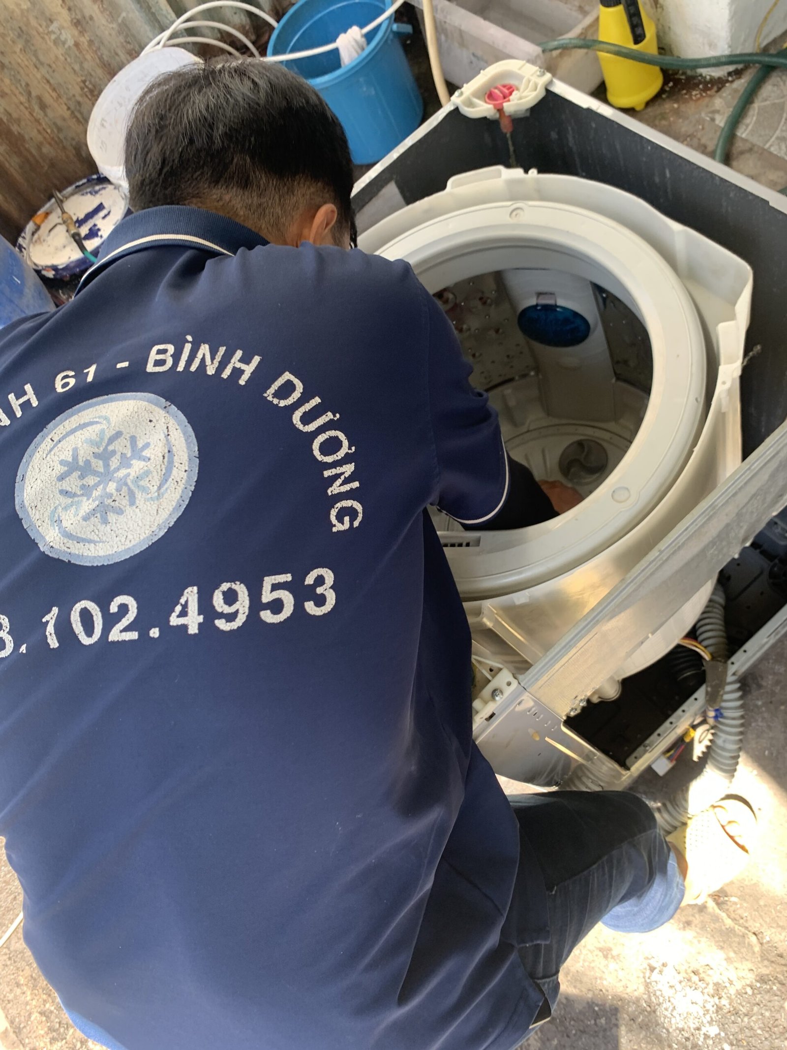 Kỹ thuật viên Điện Lạnh 61 giàu kinh nghiệm sửa máy giặt tại An Phú.