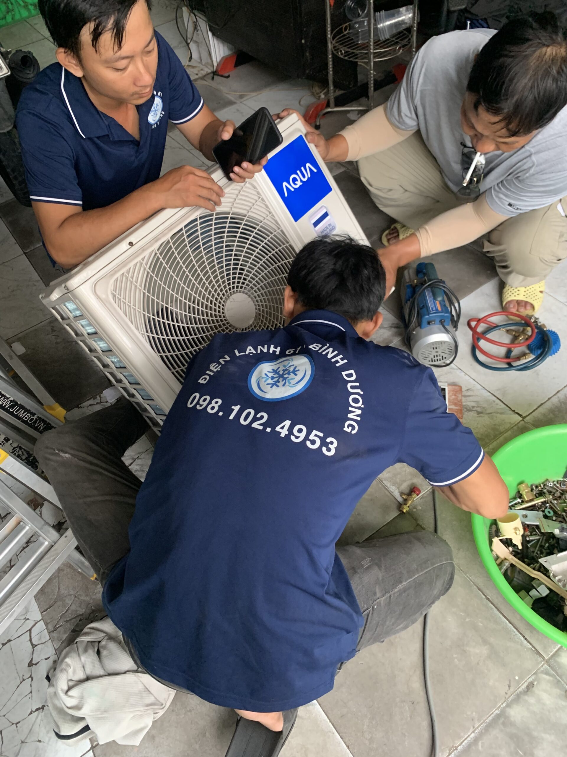 Quy-trinh-hut-chan-khong-duong-ong-bat-buoc-khi-lap-dat-may-lanh-tai-Thuan-Giao-de-may-hoat-dong-hieu-qua-va-ben-bi Quy trình hút chân không đường ống bắt buộc khi lắp đặt máy lạnh tại Thuận Giao để máy hoạt động hiệu quả và bền bỉ