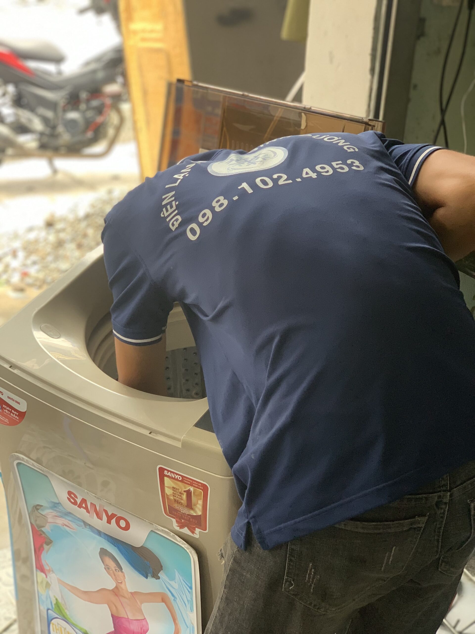 Vệ sinh máy giặt Tam Bình uy tín, sạch bong, có mặt nhanh chóng.
