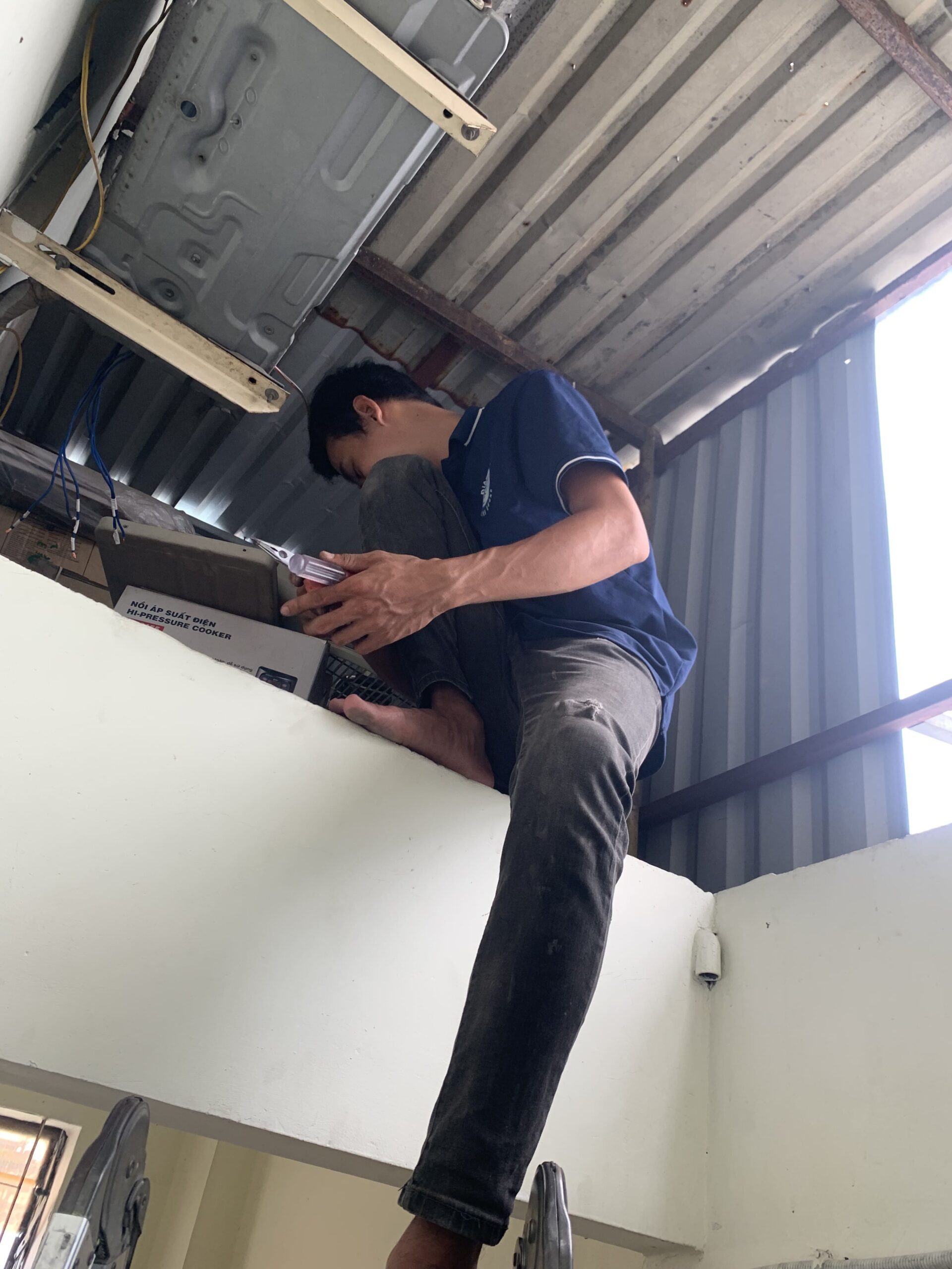 Dịch vụ di dời máy lạnh trọn gói, nhanh chóng tại Bình Hòa.