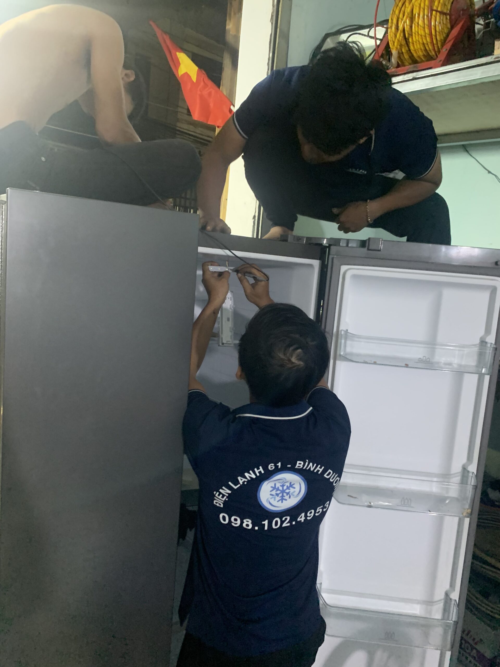 Dịch vụ sửa tủ lạnh side by side chuyên nghiệp tại phường Bình Hòa của Điện Lạnh 61