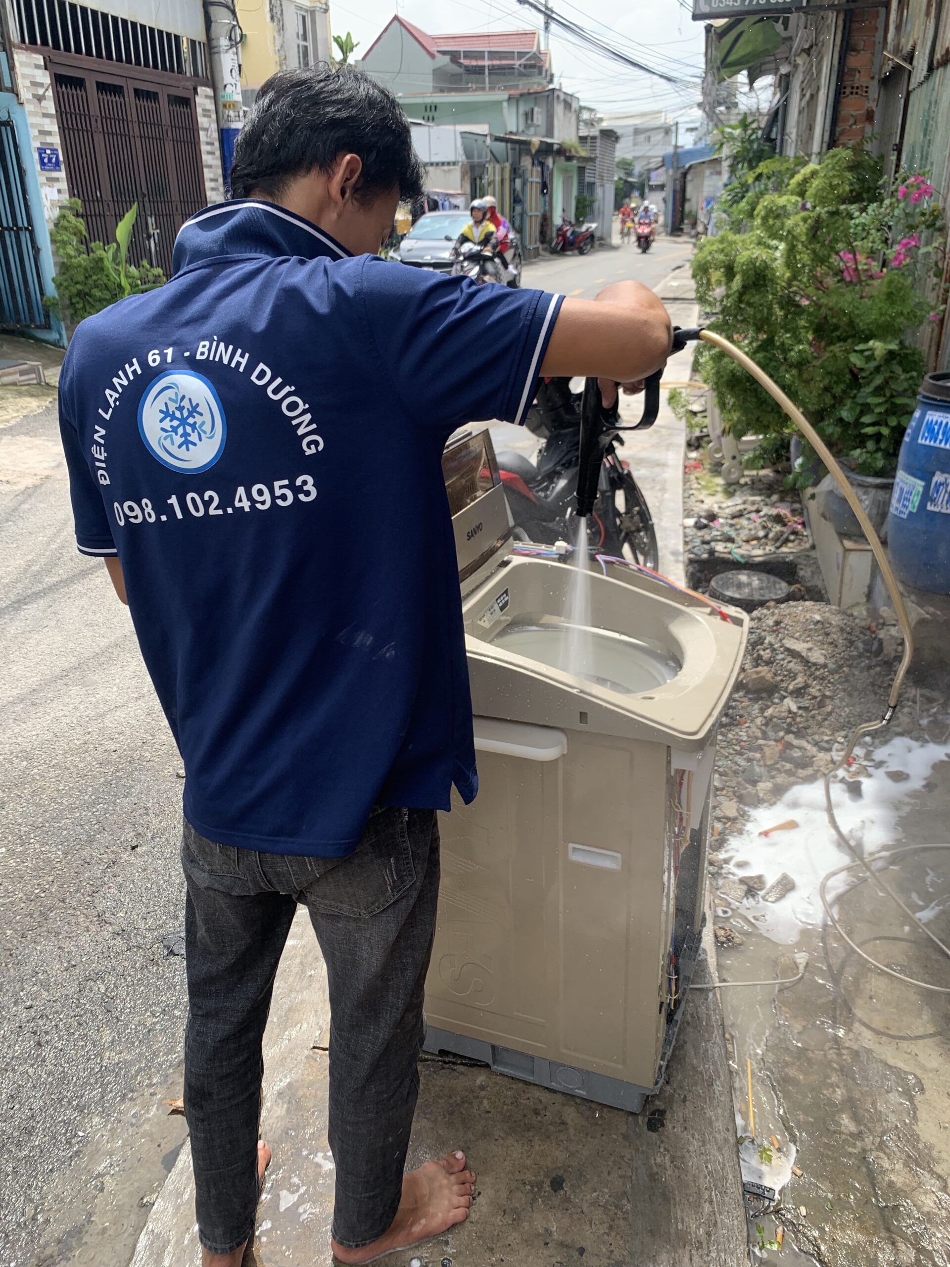 Dịch vụ vệ sinh máy giặt Thủ Đức uy tín Điện Lạnh 61