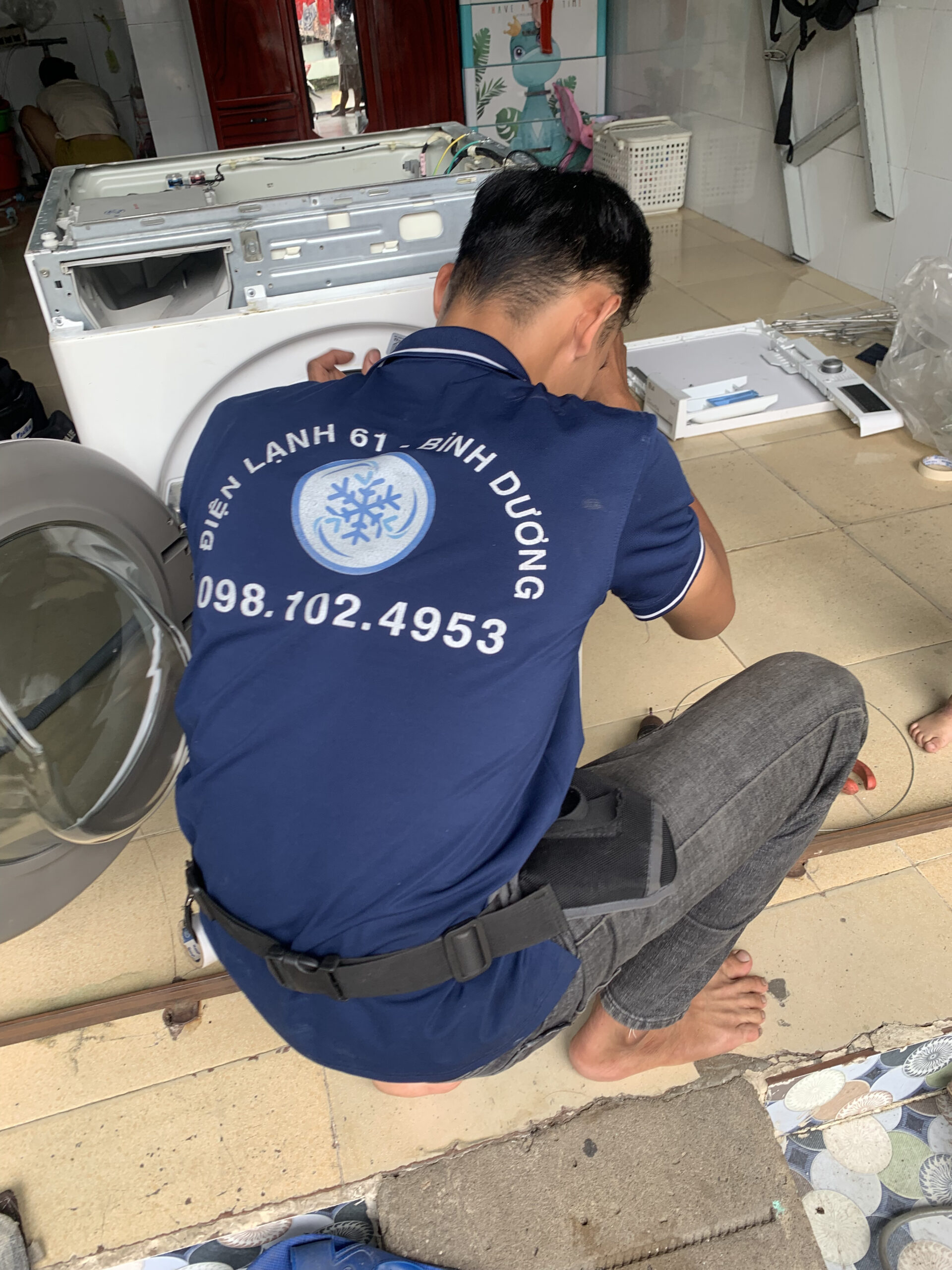 Dich-vu-sua-loi-may-giat-trao-bot-xa-phong-uy-tin-tai-Dien-Lanh-61 Dịch vụ sửa lỗi máy giặt trào bọt xà phòng uy tín tại Điện Lạnh 61