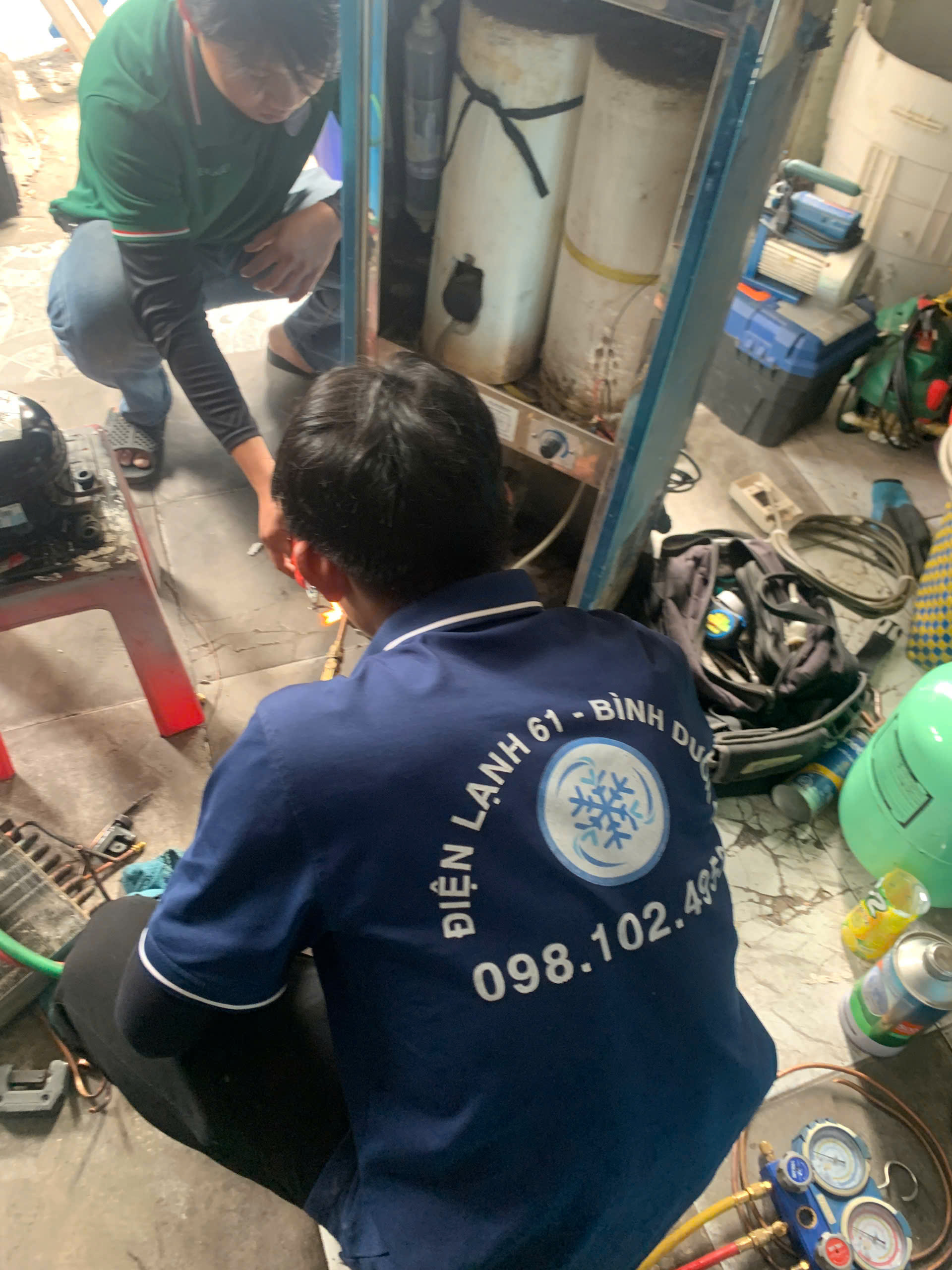 Sửa lỗi máy lọc nước RO chạy liên tục không ngắt uy tín tại Thuận An