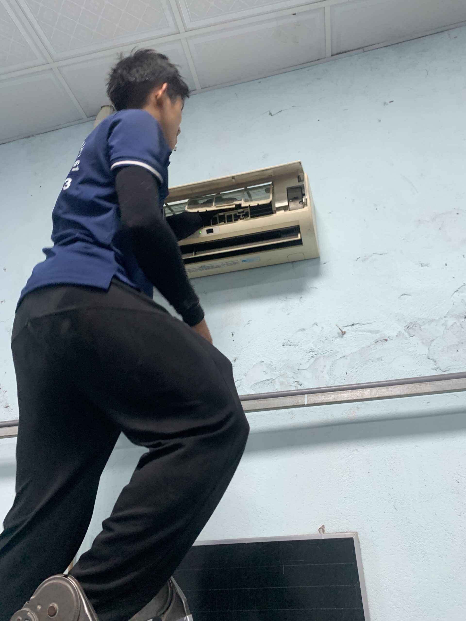 Kiểm tra độ lạnh sau khi nạp gas