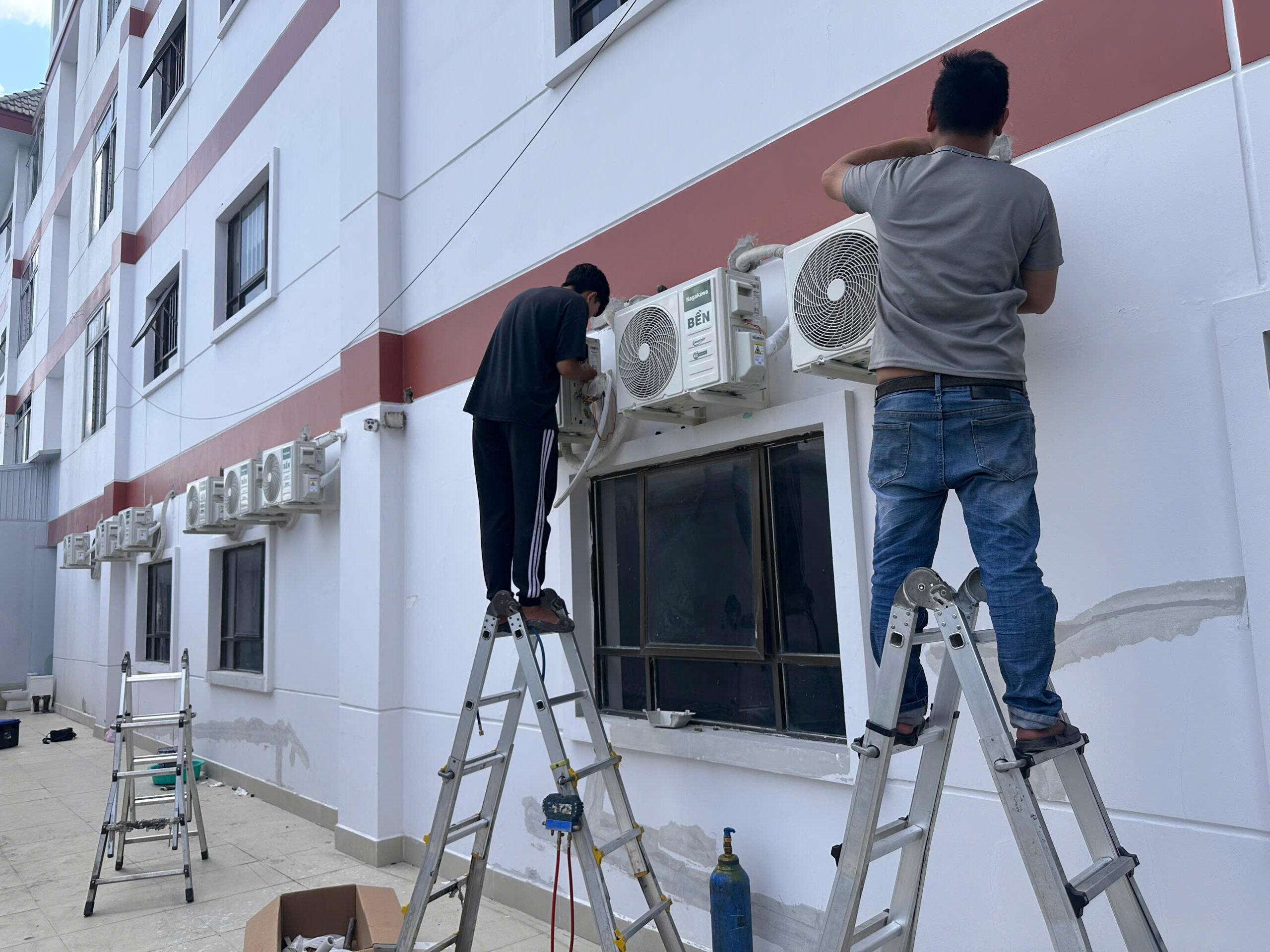 Hoàn thành và bàn giao máy lạnh cho công ty Hoàn thành và bàn giao máy lạnh cho công ty